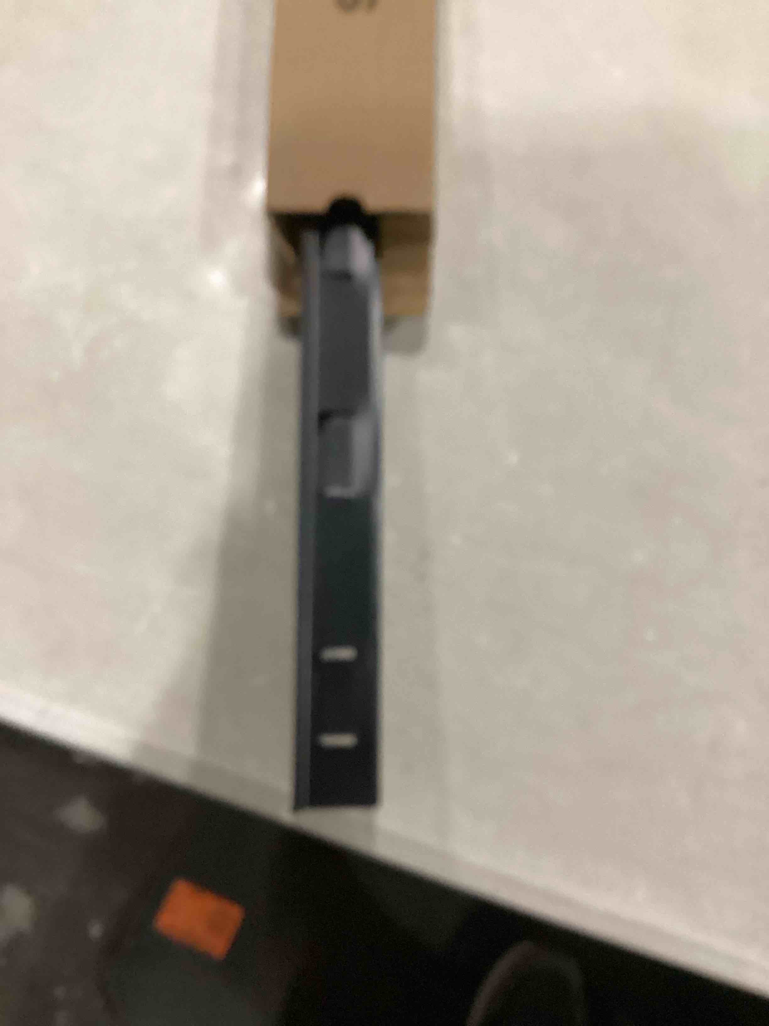 https://s3.amazonaws.com/lotting-images-prod/bidfta/GRN6704473_1737041904879.jpeg