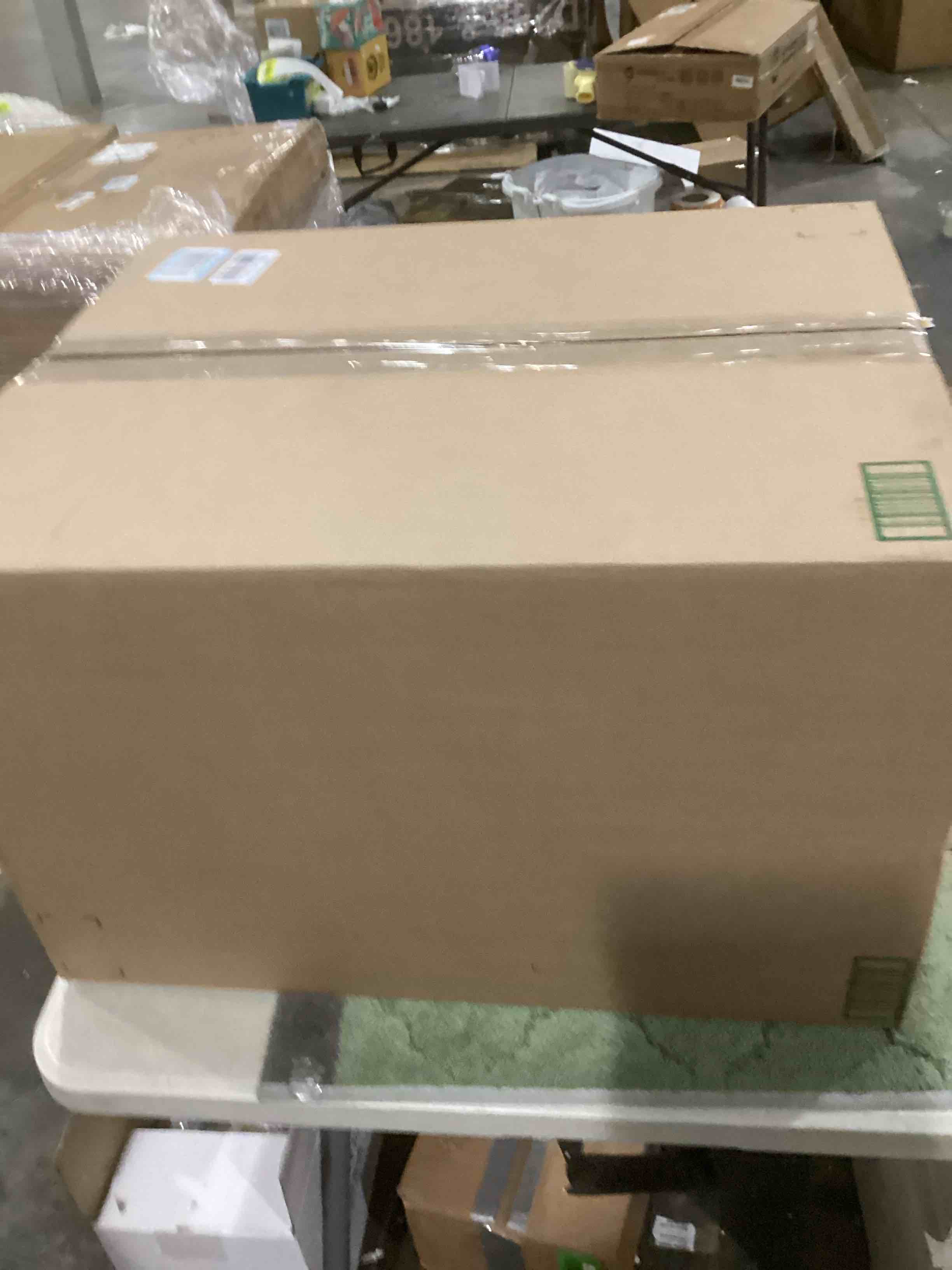 https://s3.amazonaws.com/lotting-images-prod/bidfta/GRN6704951_1737729833770.jpeg