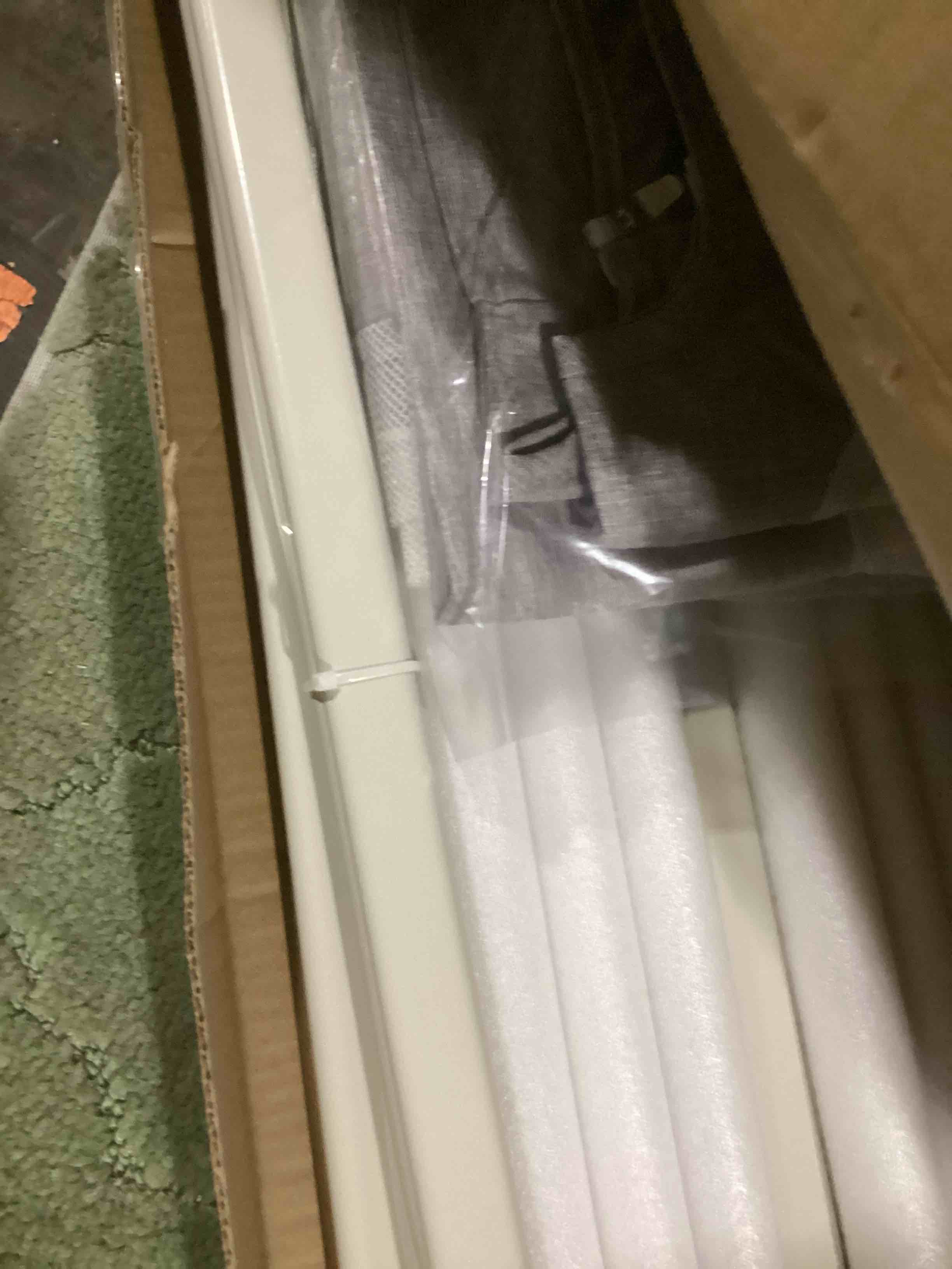https://s3.amazonaws.com/lotting-images-prod/bidfta/GRN6705047_1738075587287.jpeg