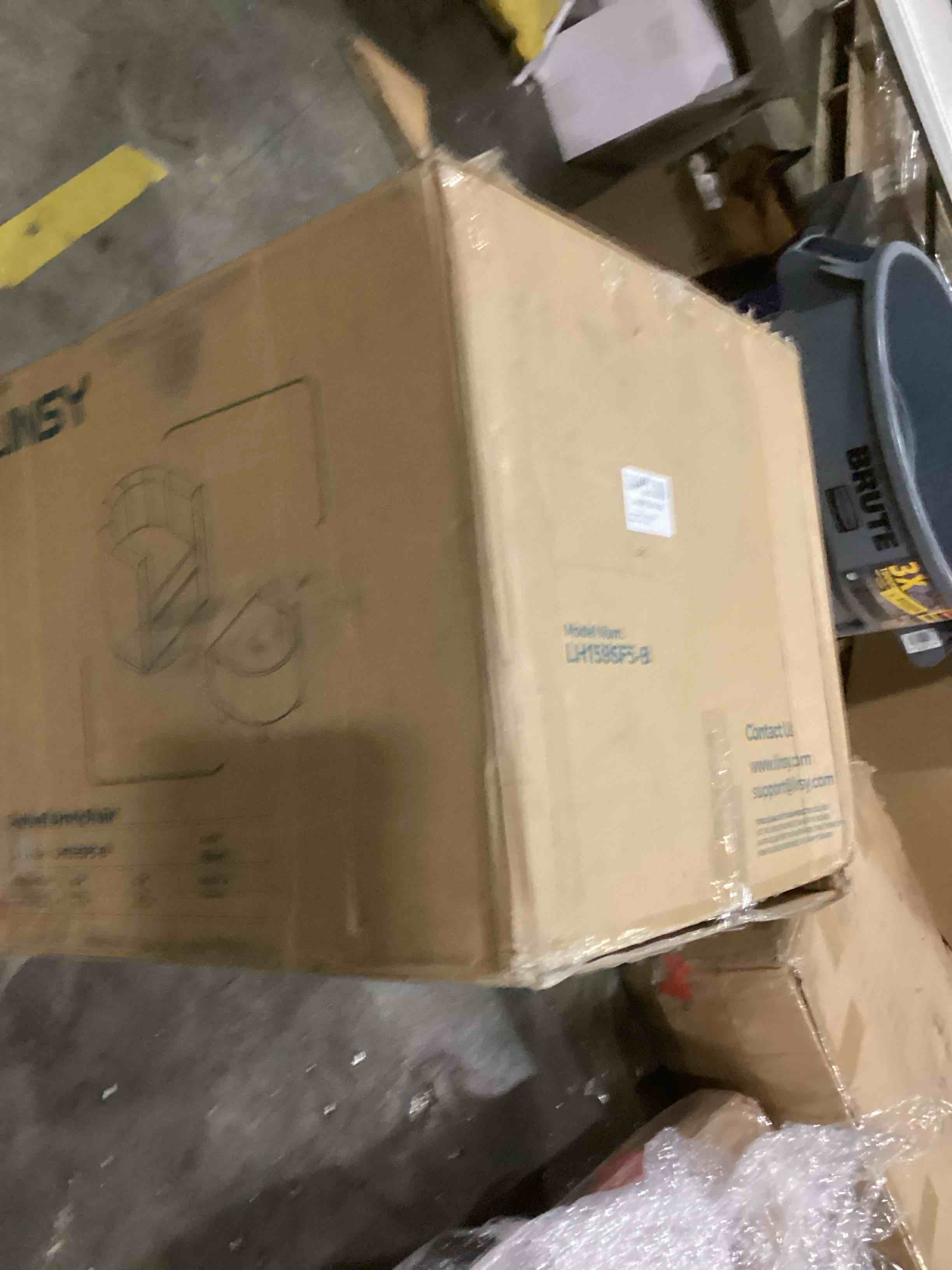 https://s3.amazonaws.com/lotting-images-prod/bidfta/GRN6705086_1738089463047.jpeg