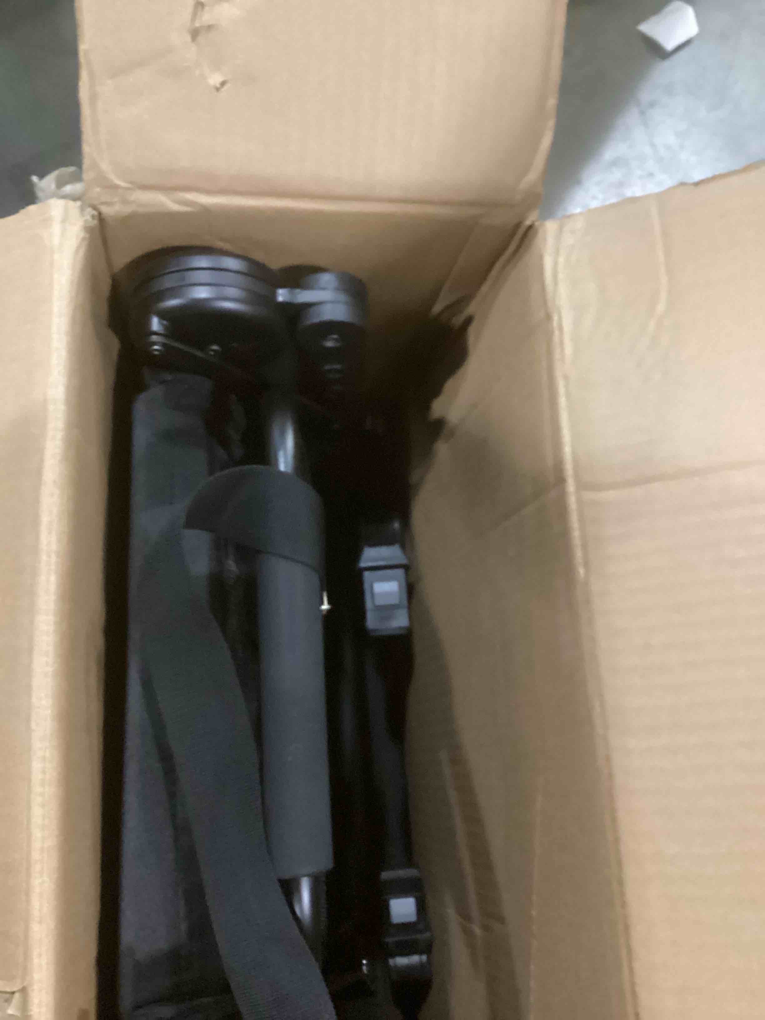 https://s3.amazonaws.com/lotting-images-prod/bidfta/GRN6705410_1738604620609.jpeg