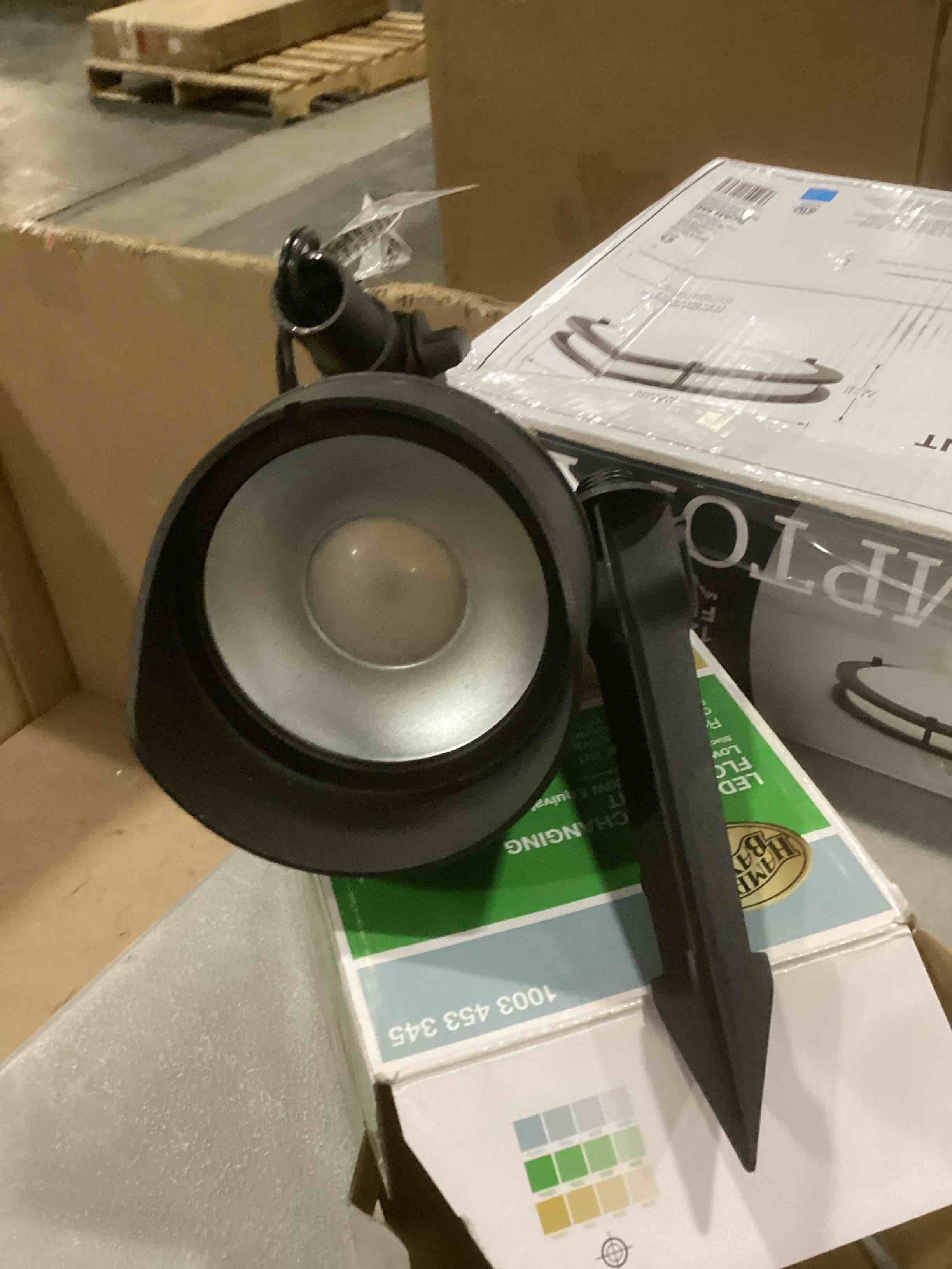 https://s3.amazonaws.com/lotting-images-prod/bidfta/GRN6705489_1736962836574.jpeg