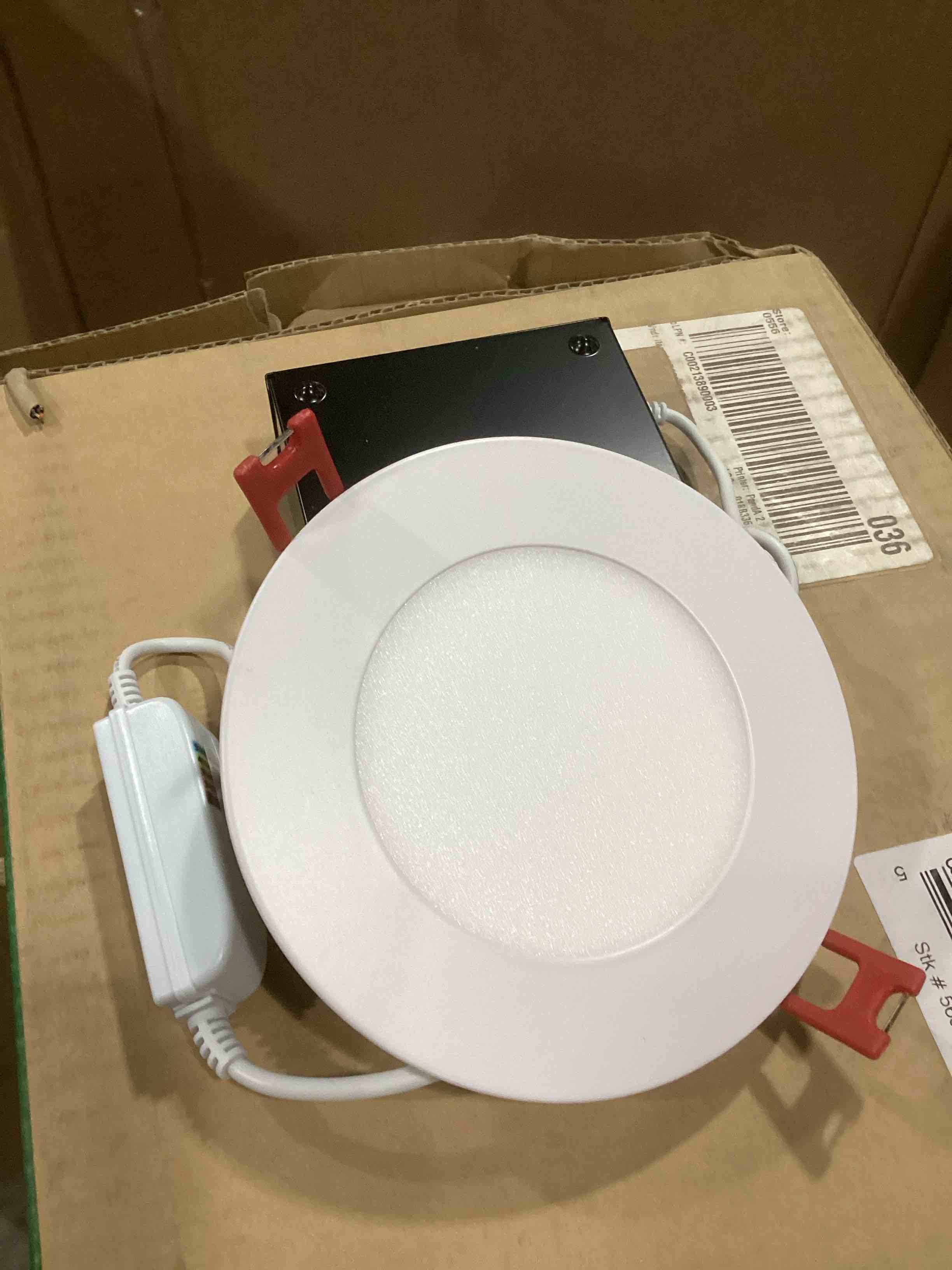 https://s3.amazonaws.com/lotting-images-prod/bidfta/GRN6705501_1736964470606.jpeg