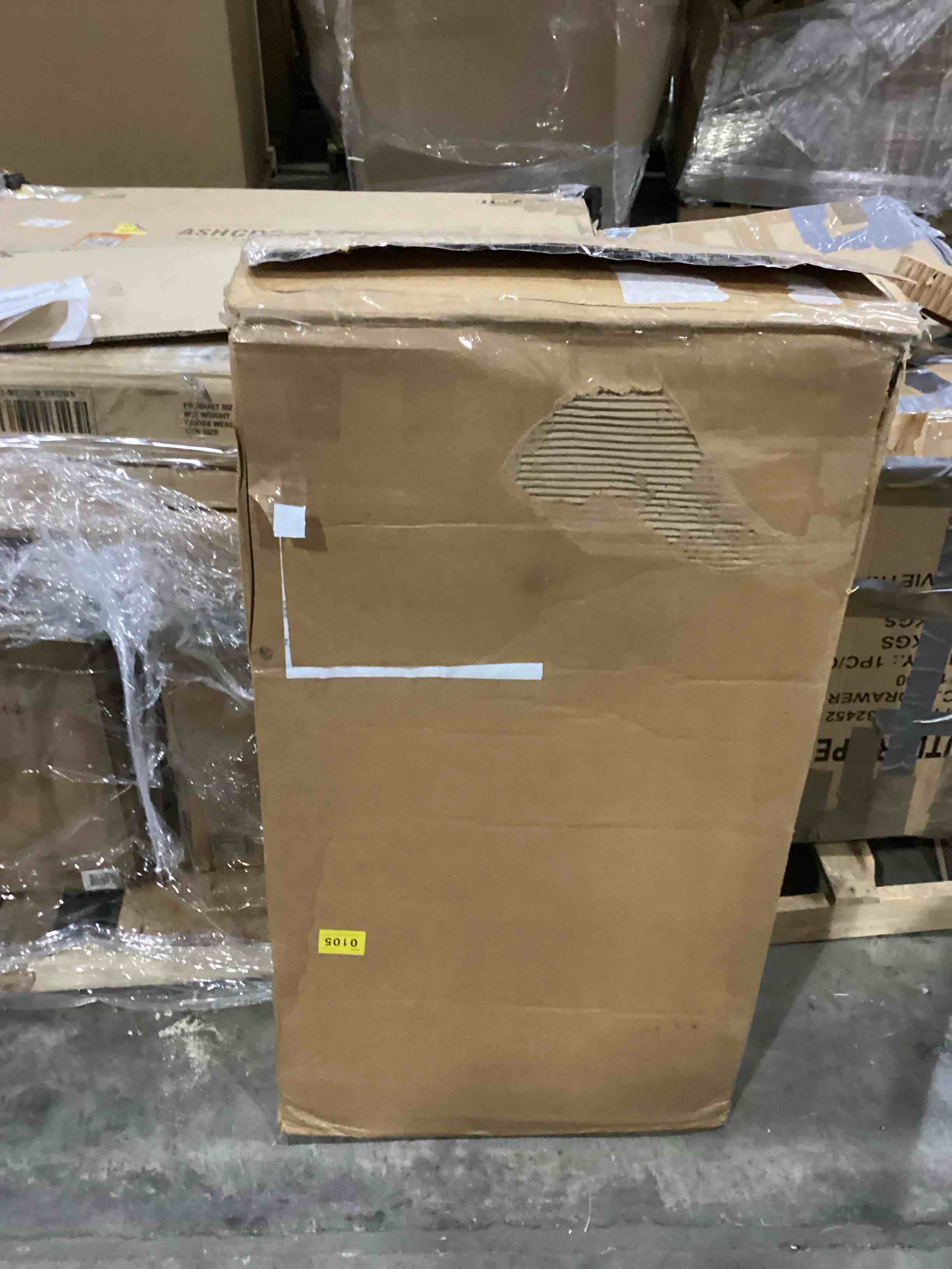 https://s3.amazonaws.com/lotting-images-prod/bidfta/GRN6705777_1737129608565.jpeg