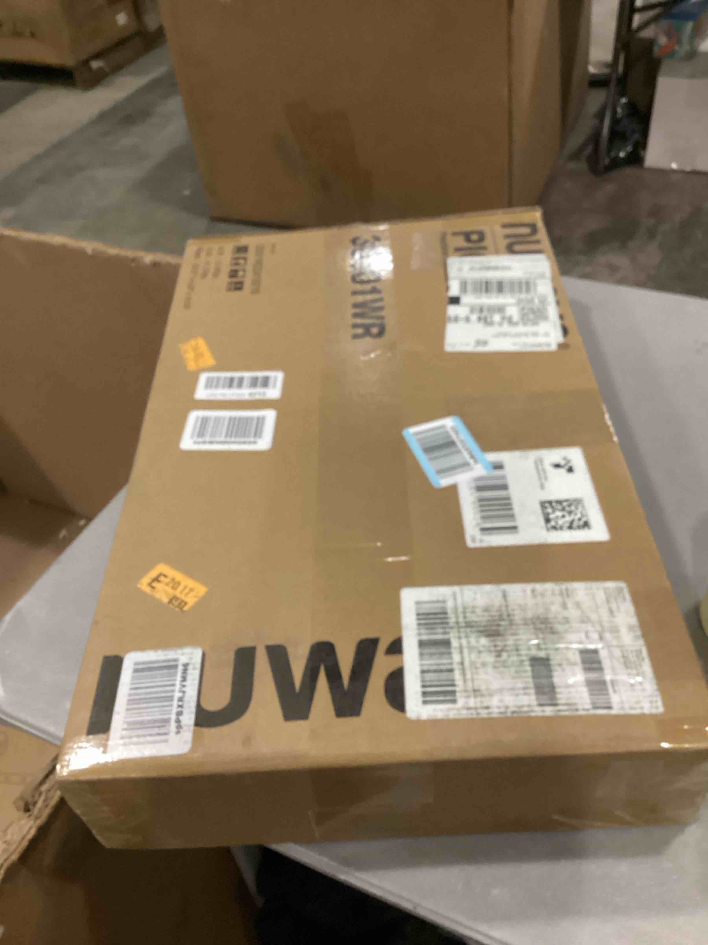 https://s3.amazonaws.com/lotting-images-prod/bidfta/GRN6705832_1737143487340.jpeg