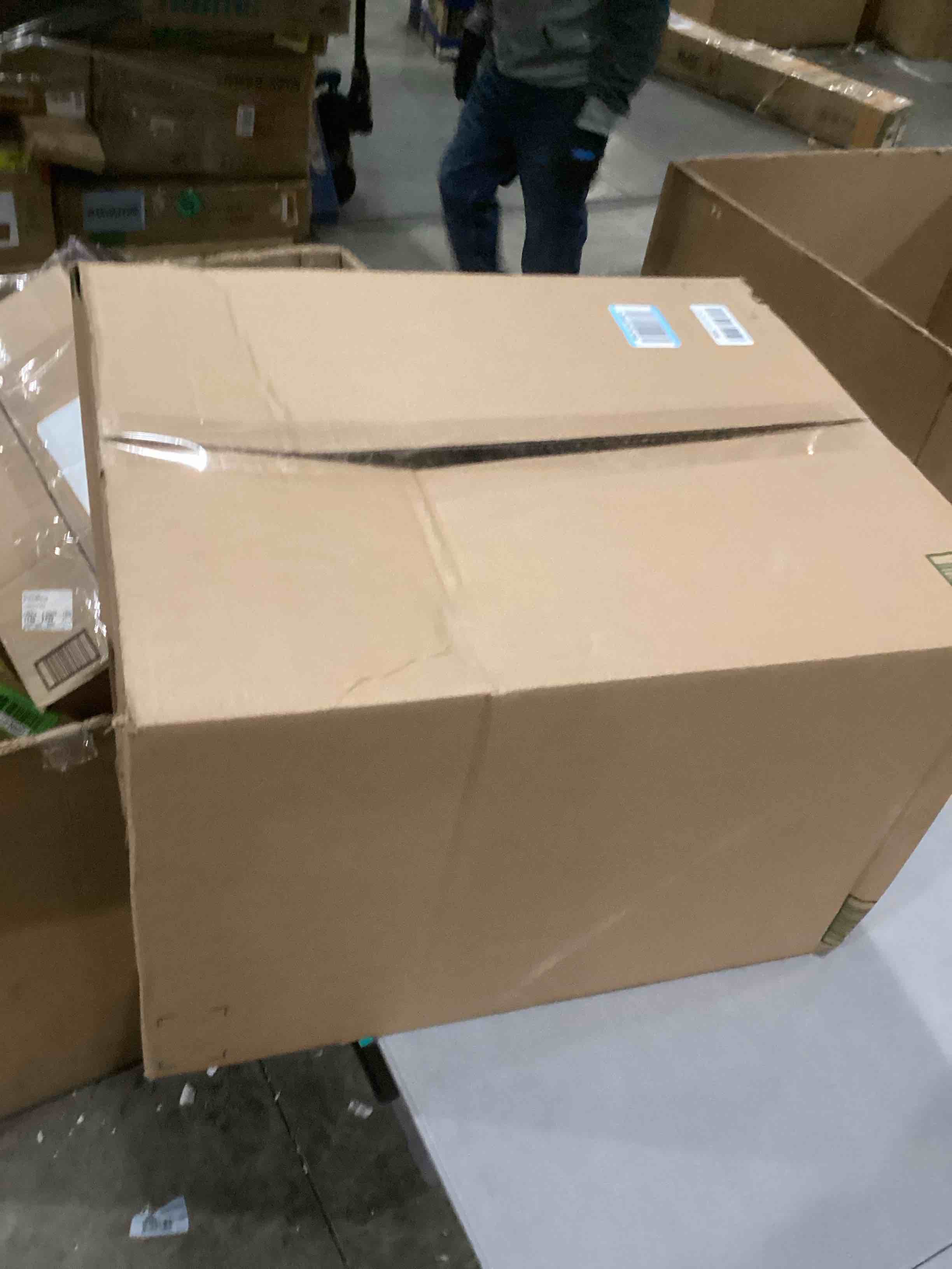 https://s3.amazonaws.com/lotting-images-prod/bidfta/GRN6706058_1737473611715.jpeg