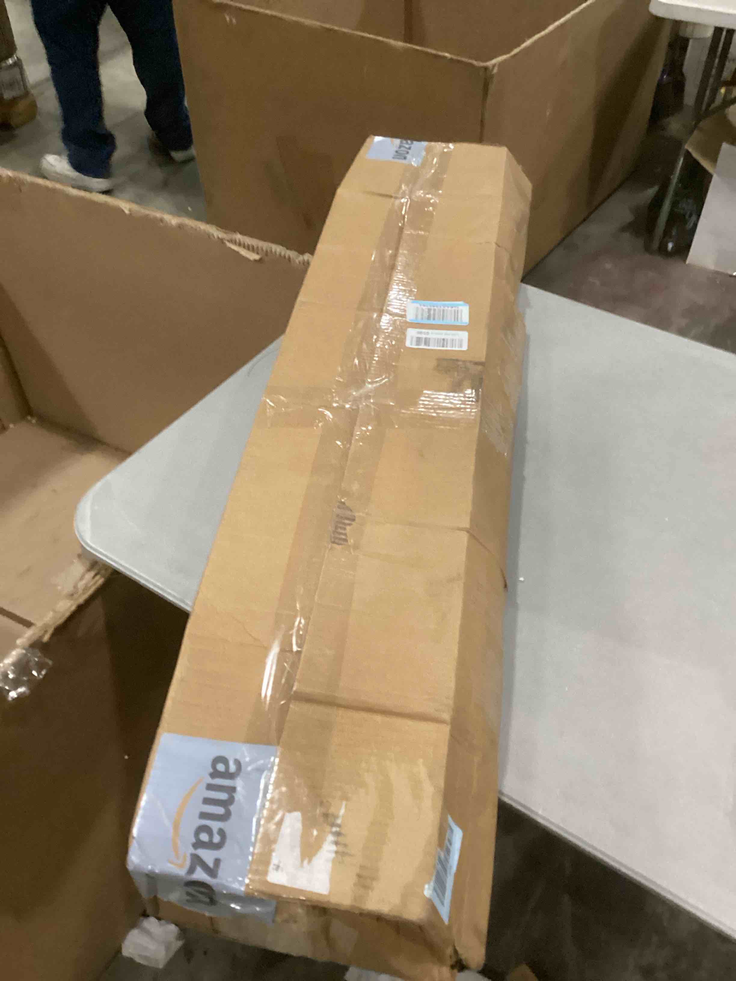https://s3.amazonaws.com/lotting-images-prod/bidfta/GRN6706145_1737488275178.jpeg