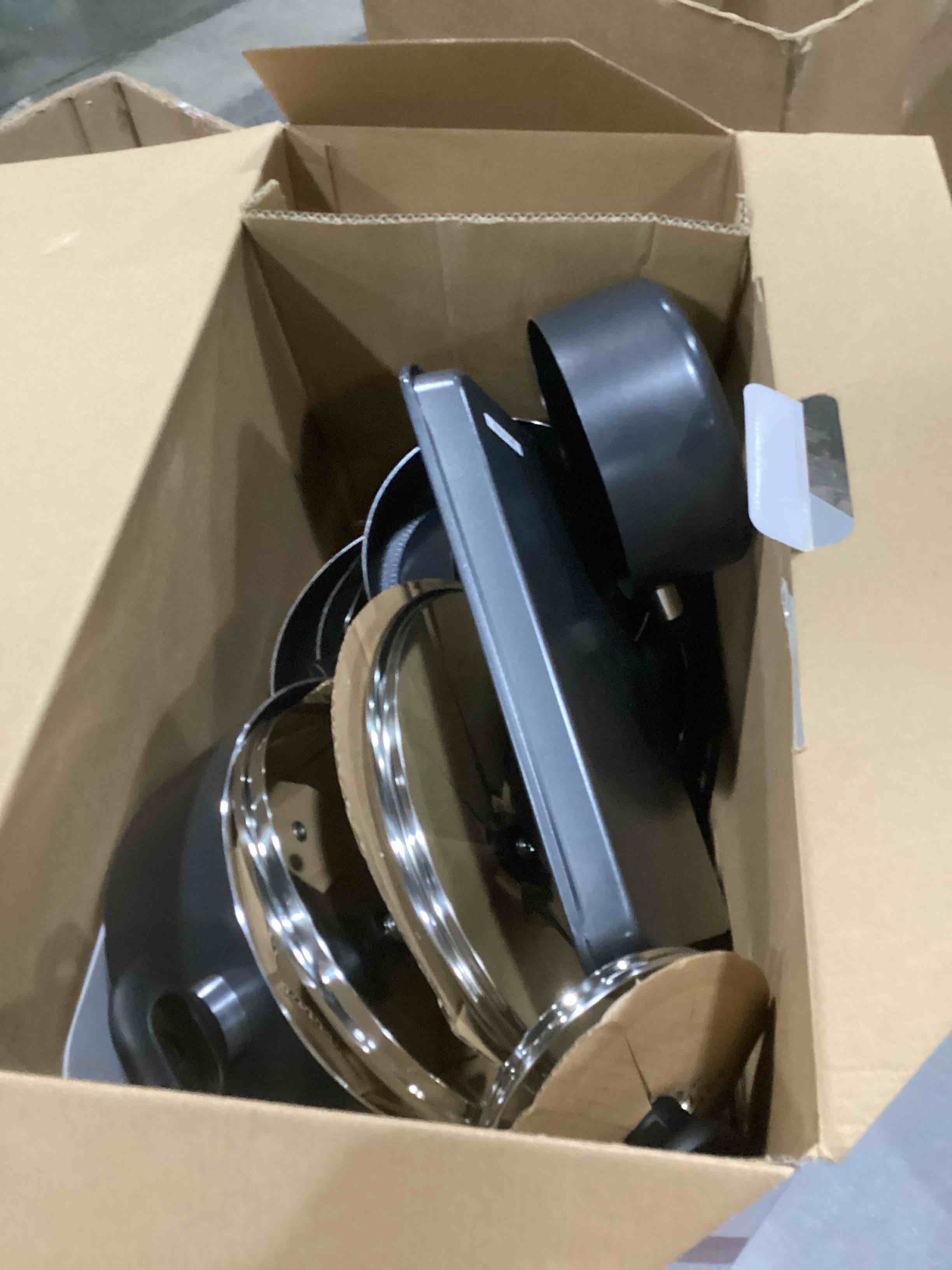 https://s3.amazonaws.com/lotting-images-prod/bidfta/GRN6706532_1737724911151.jpeg
