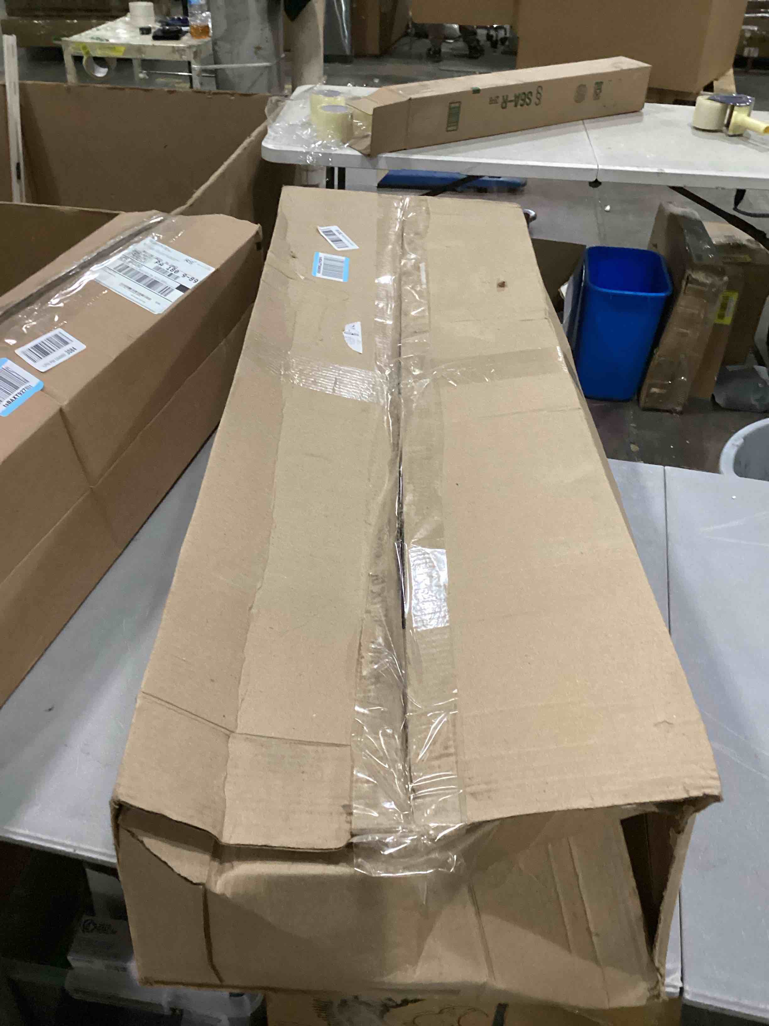 https://s3.amazonaws.com/lotting-images-prod/bidfta/GRN6706570_1737733304447.jpeg
