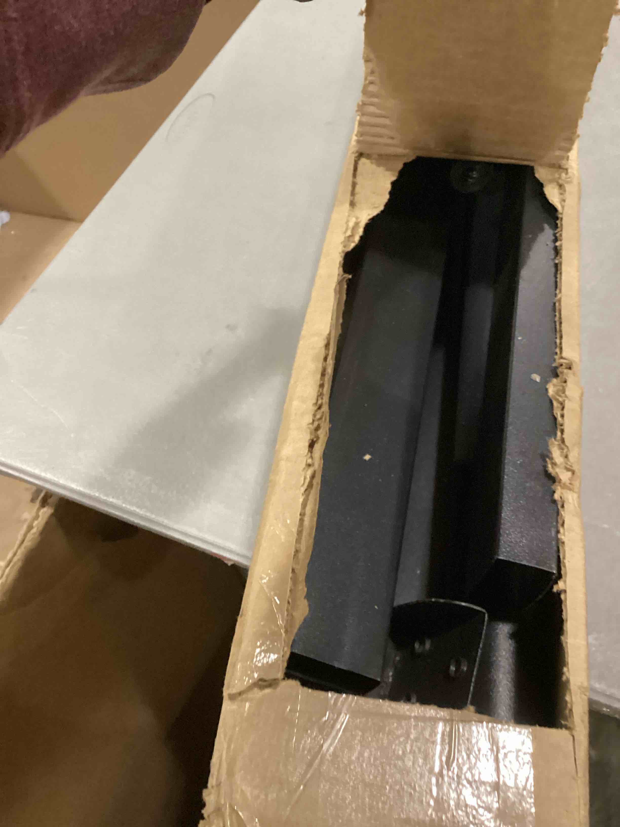 https://s3.amazonaws.com/lotting-images-prod/bidfta/GRN6706574_1737734179711.jpeg