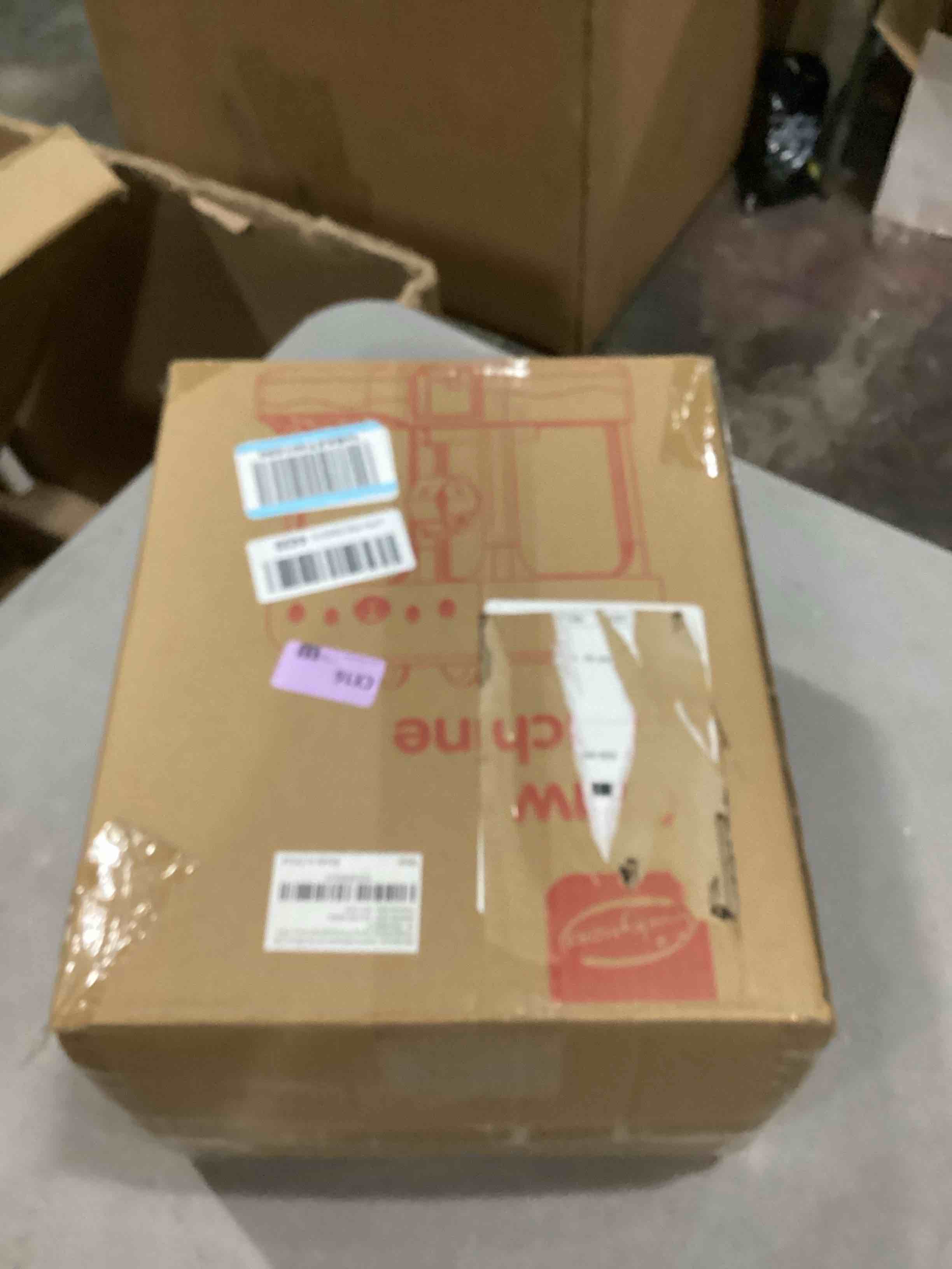 https://s3.amazonaws.com/lotting-images-prod/bidfta/GRN6706652_1737749775869.jpeg