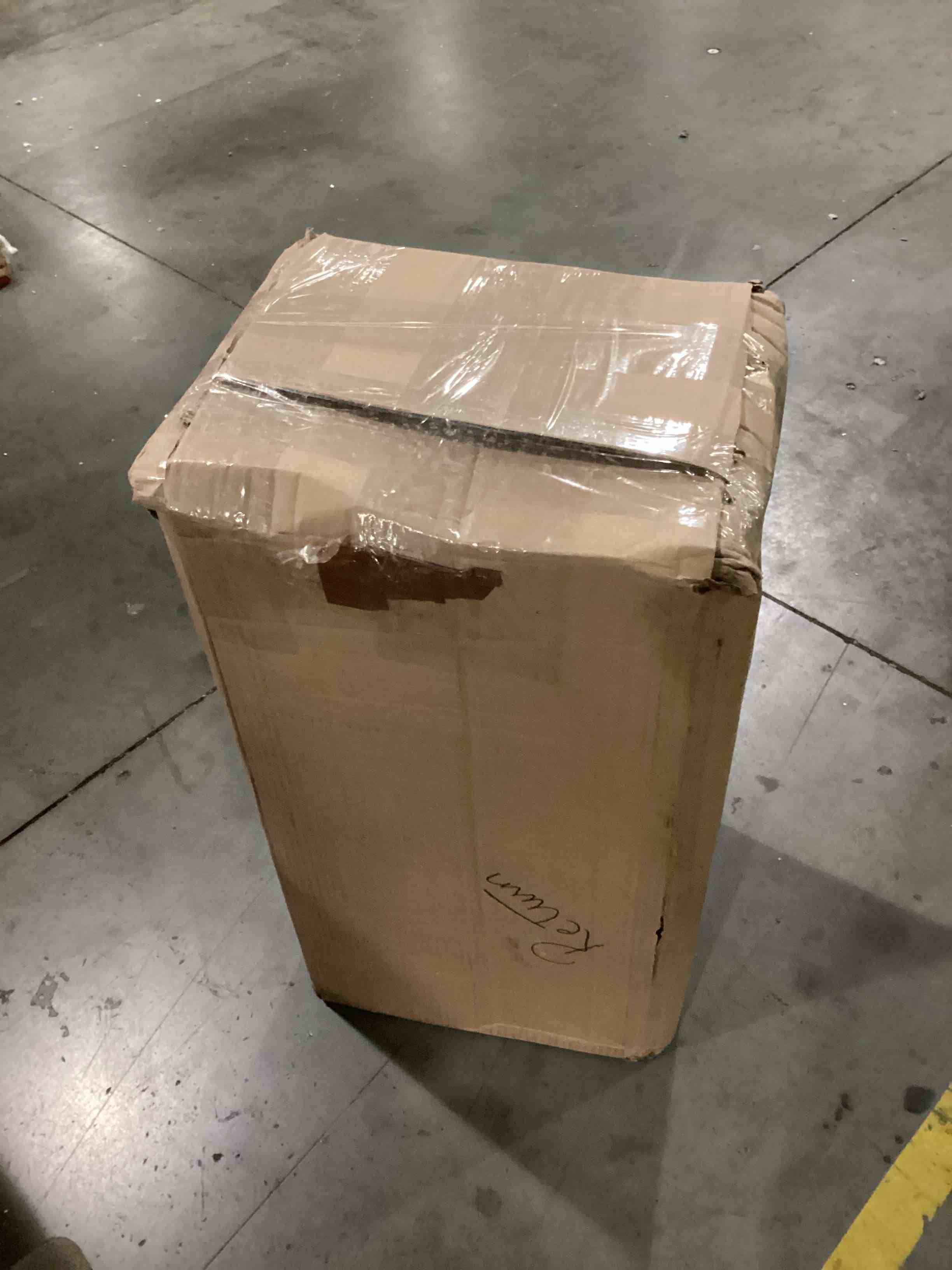 https://s3.amazonaws.com/lotting-images-prod/bidfta/GRN6707333_1735049798851.jpeg