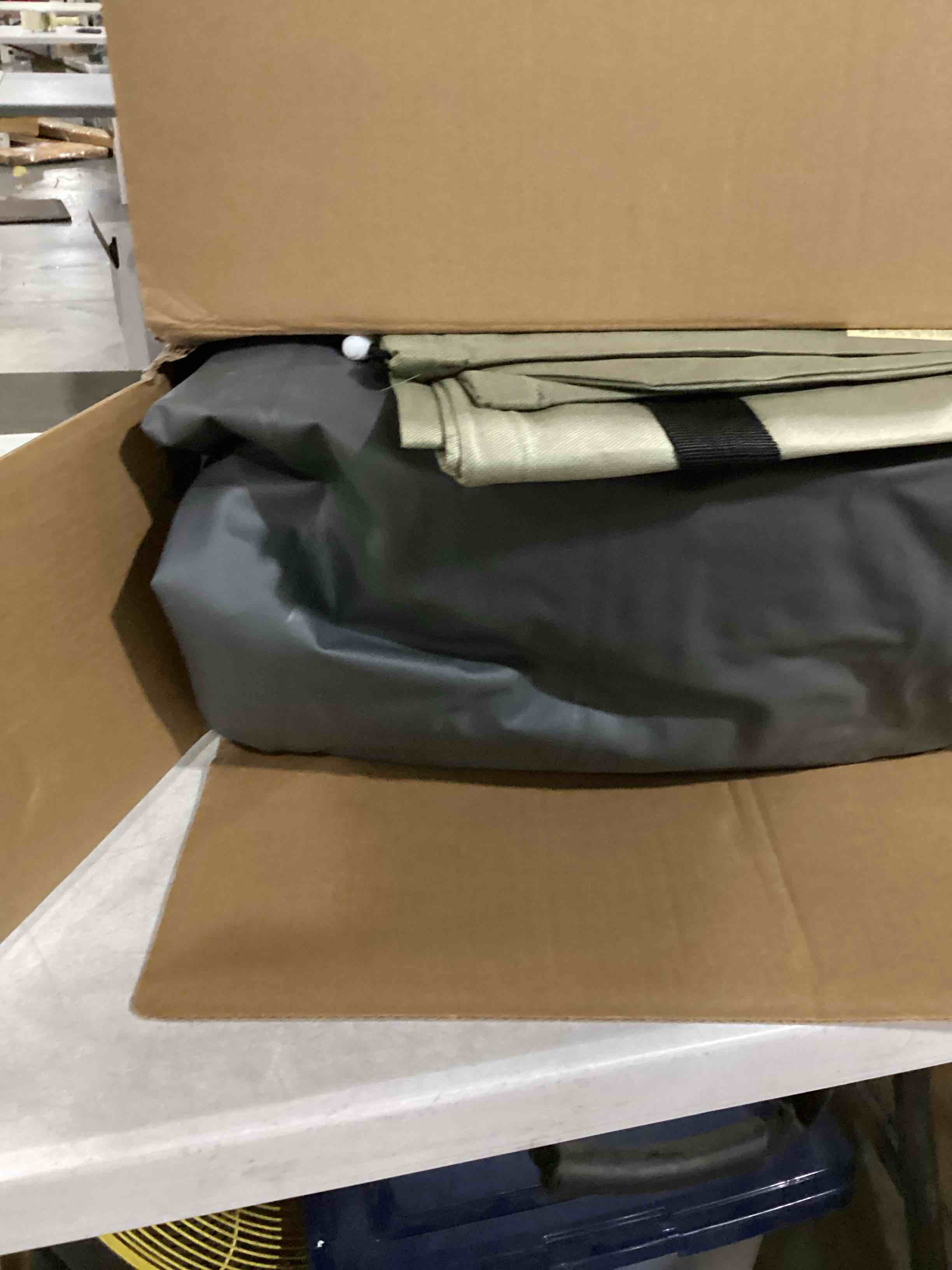 https://s3.amazonaws.com/lotting-images-prod/bidfta/GRN6707684_1736255101356.jpeg