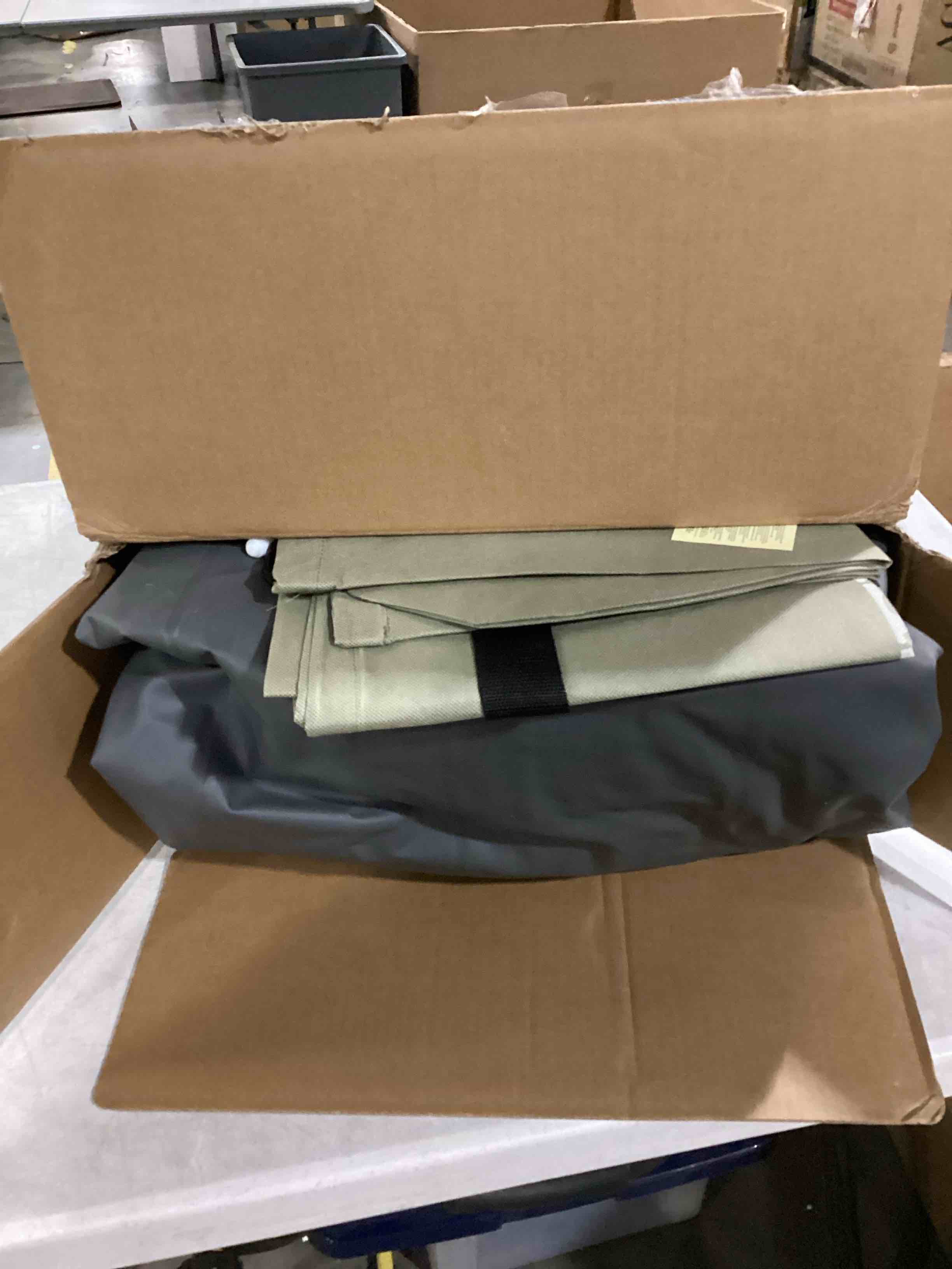 https://s3.amazonaws.com/lotting-images-prod/bidfta/GRN6707684_1736255104415.jpeg