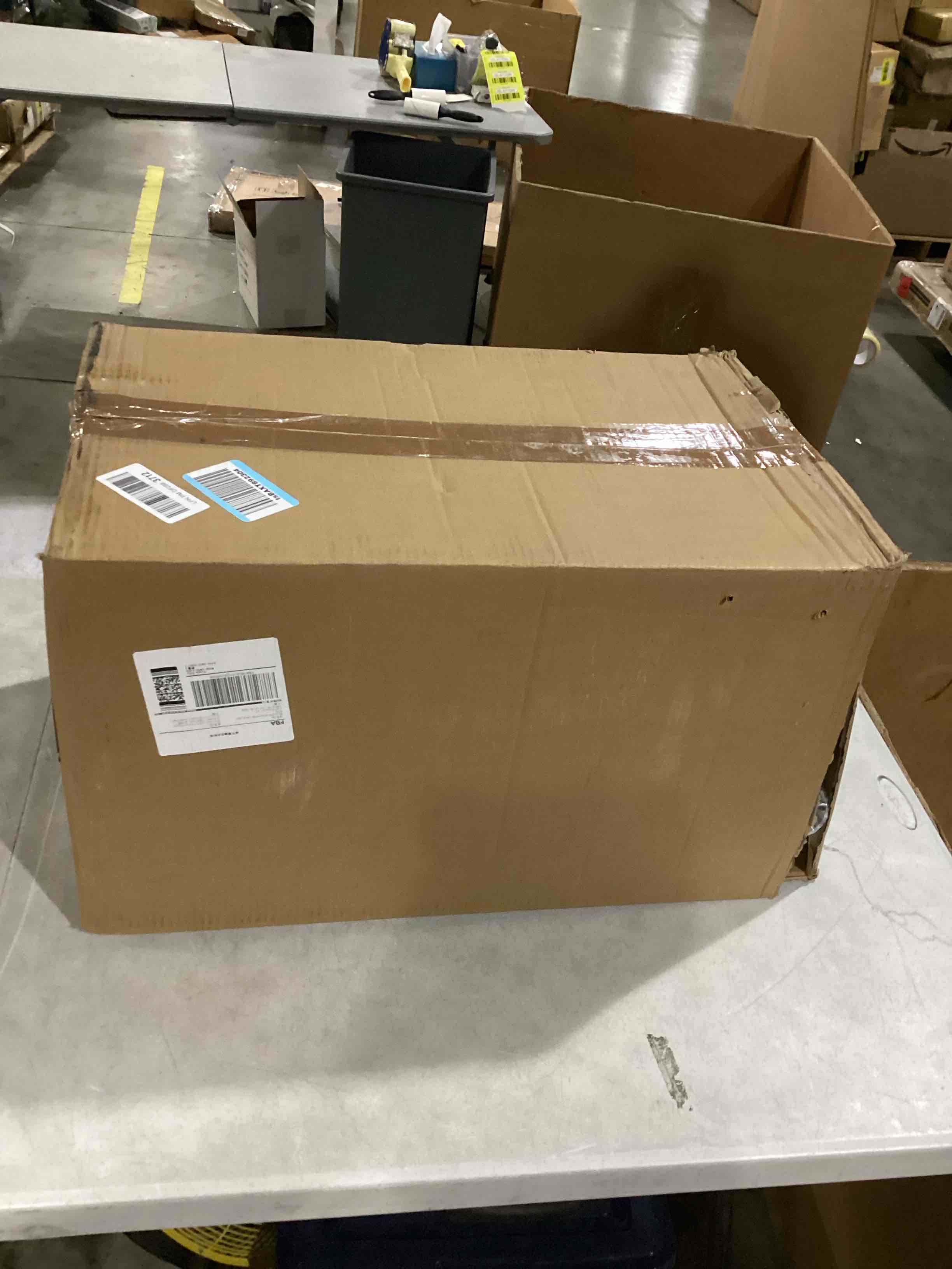 https://s3.amazonaws.com/lotting-images-prod/bidfta/GRN6707746_1736271809826.jpeg