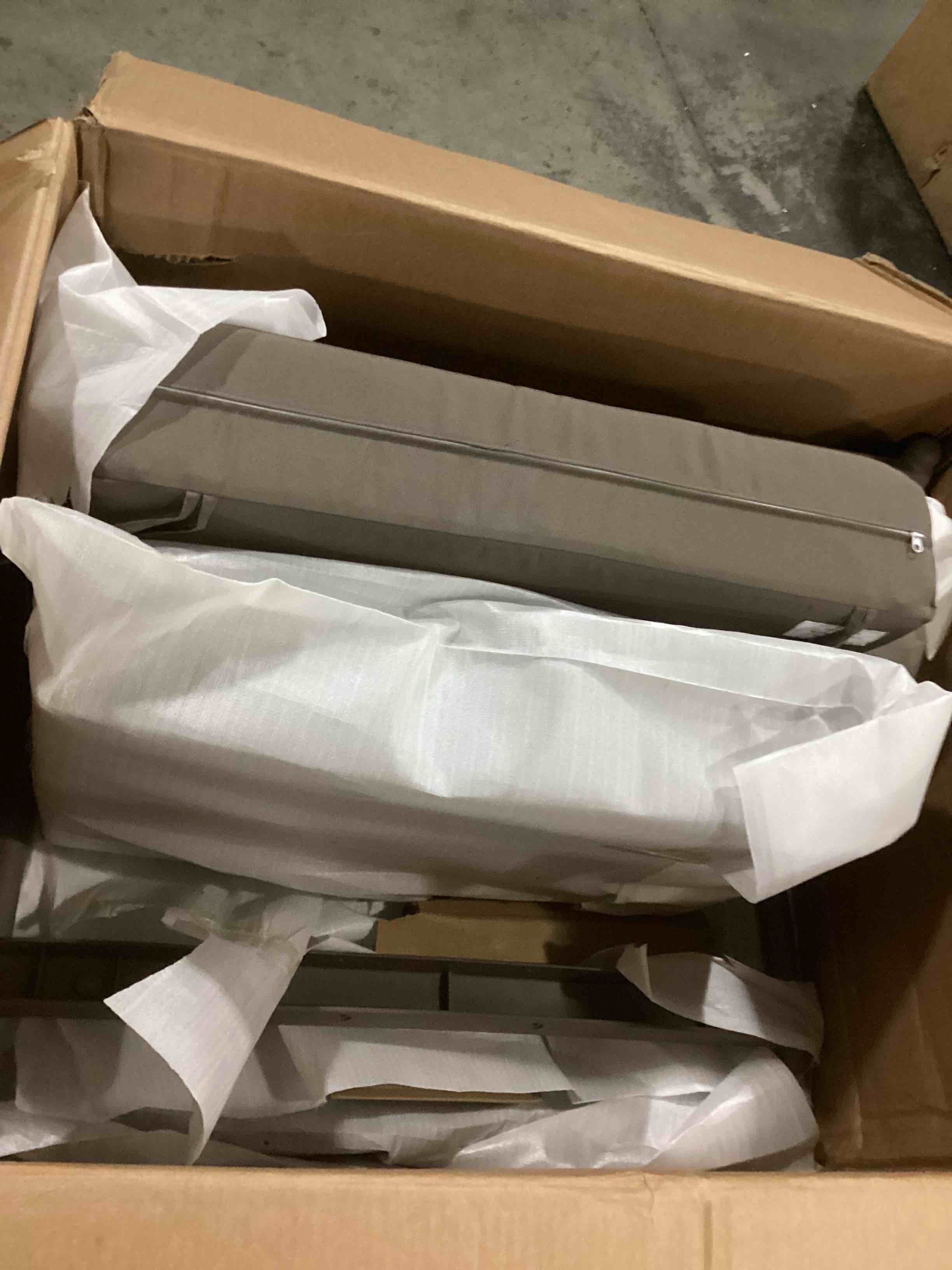 https://s3.amazonaws.com/lotting-images-prod/bidfta/GRN6707771_1736339790775.jpeg