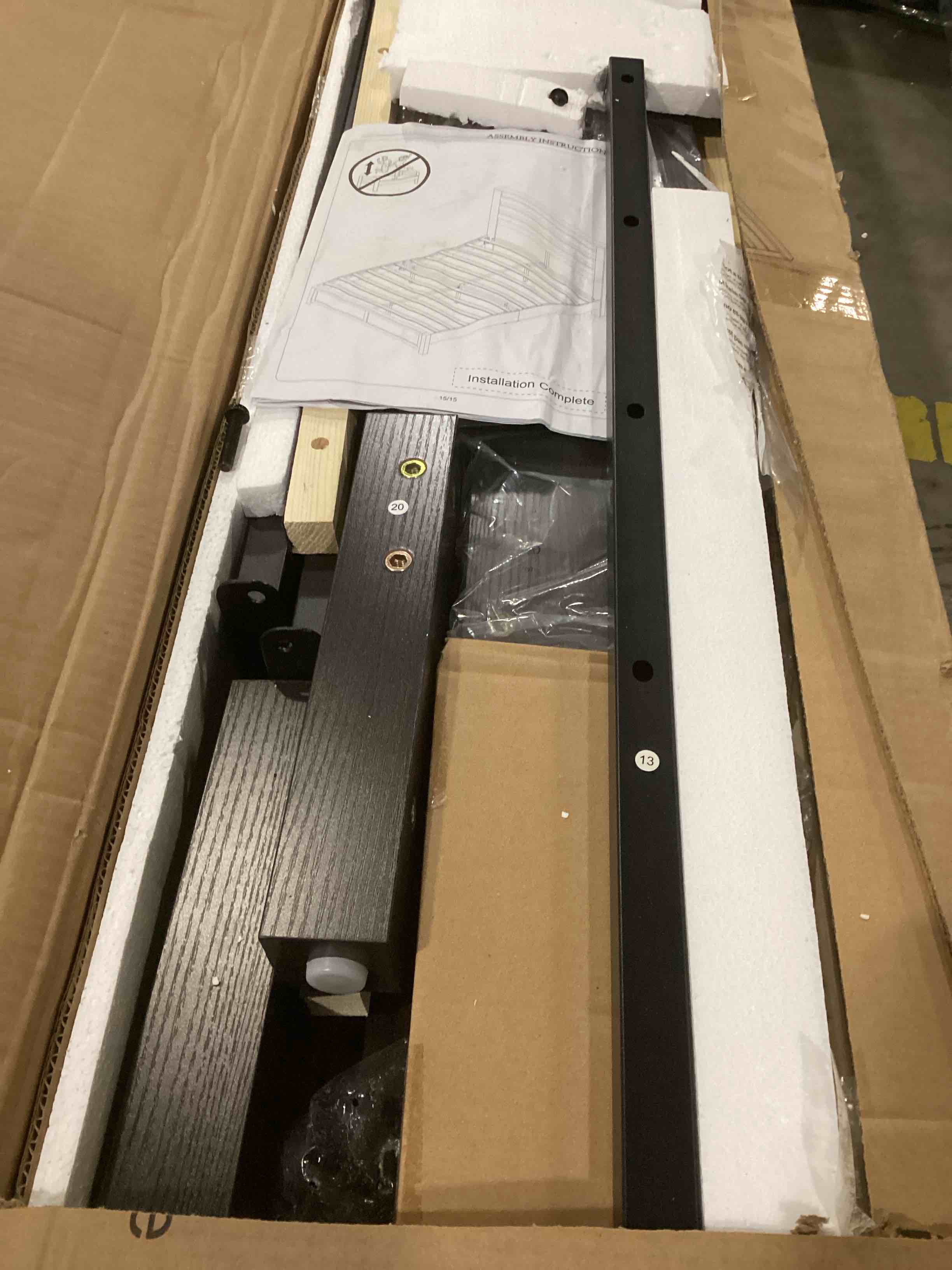 https://s3.amazonaws.com/lotting-images-prod/bidfta/GRN6707808_1736360575313.jpeg