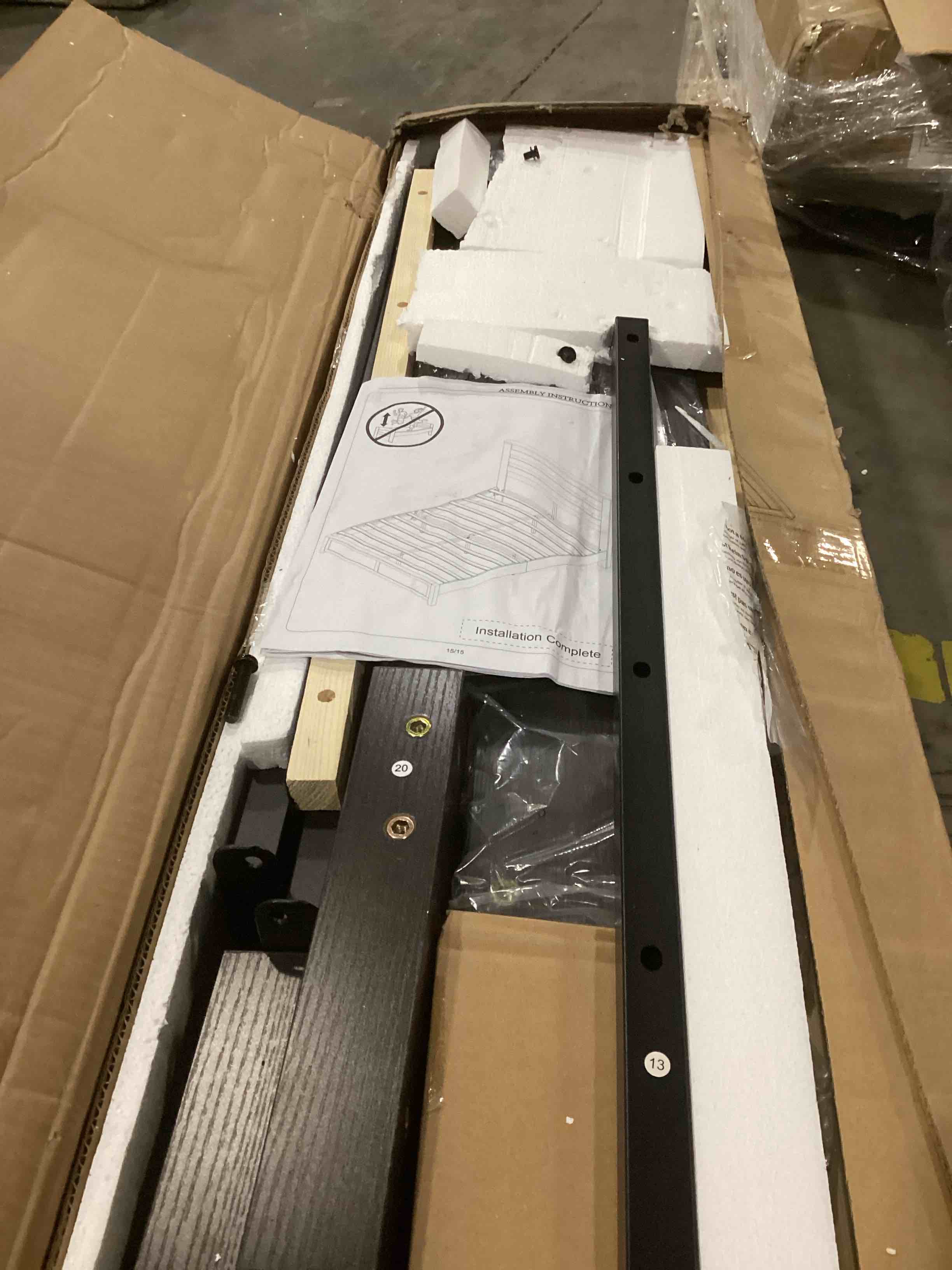 https://s3.amazonaws.com/lotting-images-prod/bidfta/GRN6707808_1736360577349.jpeg