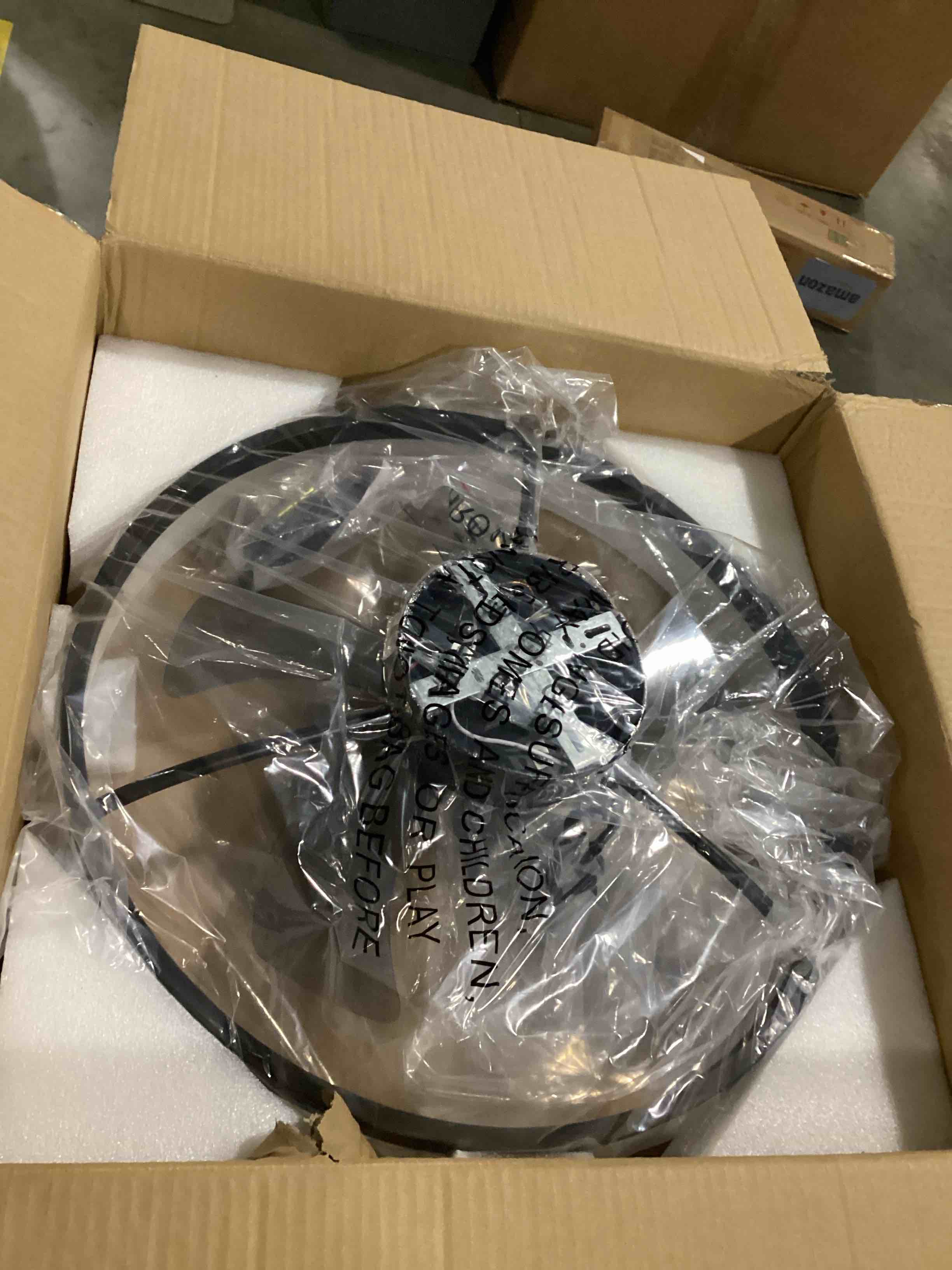https://s3.amazonaws.com/lotting-images-prod/bidfta/GRN6707923_1736513973760.jpeg