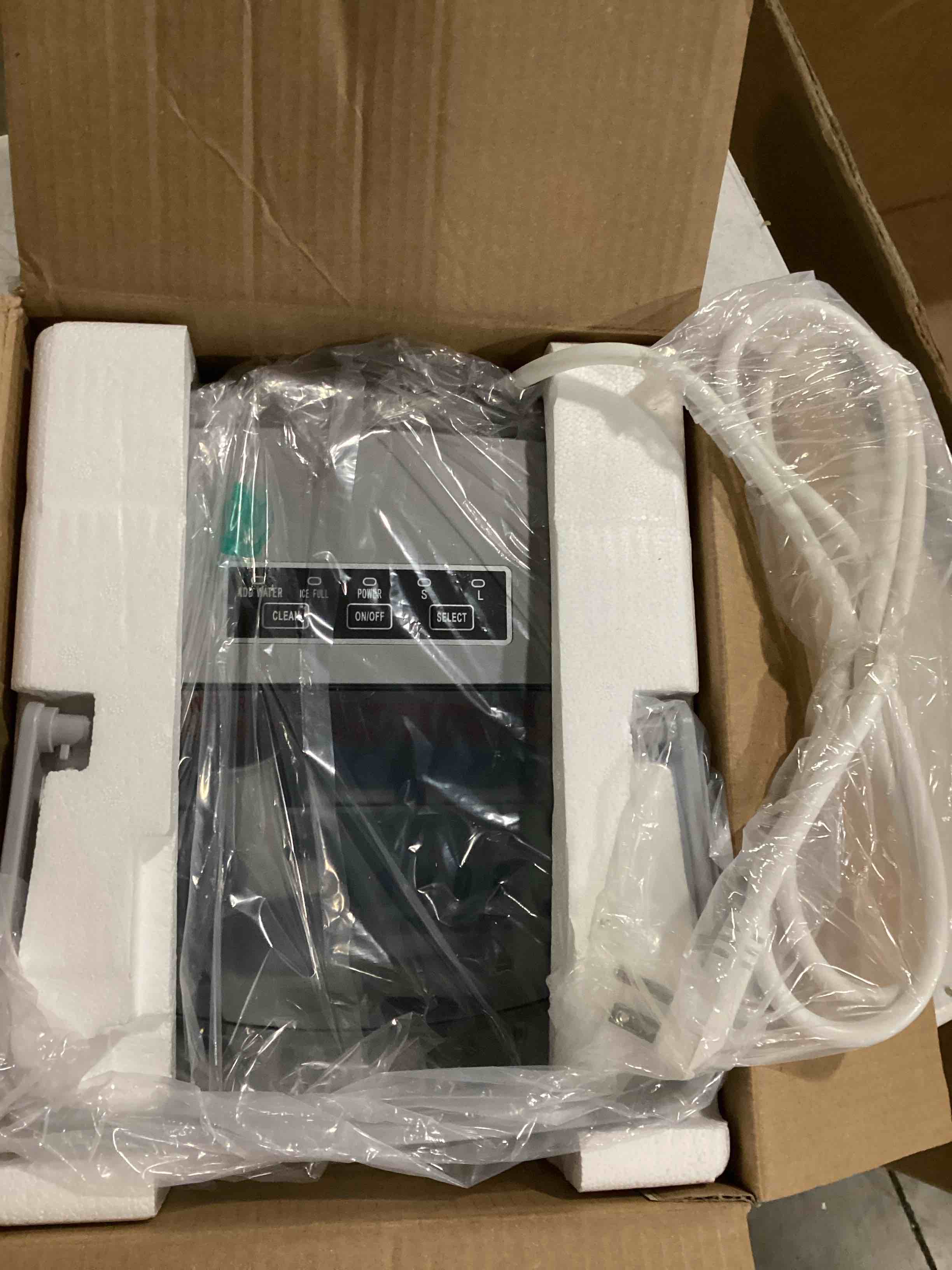 https://s3.amazonaws.com/lotting-images-prod/bidfta/GRN6708058_1736792138485.jpeg