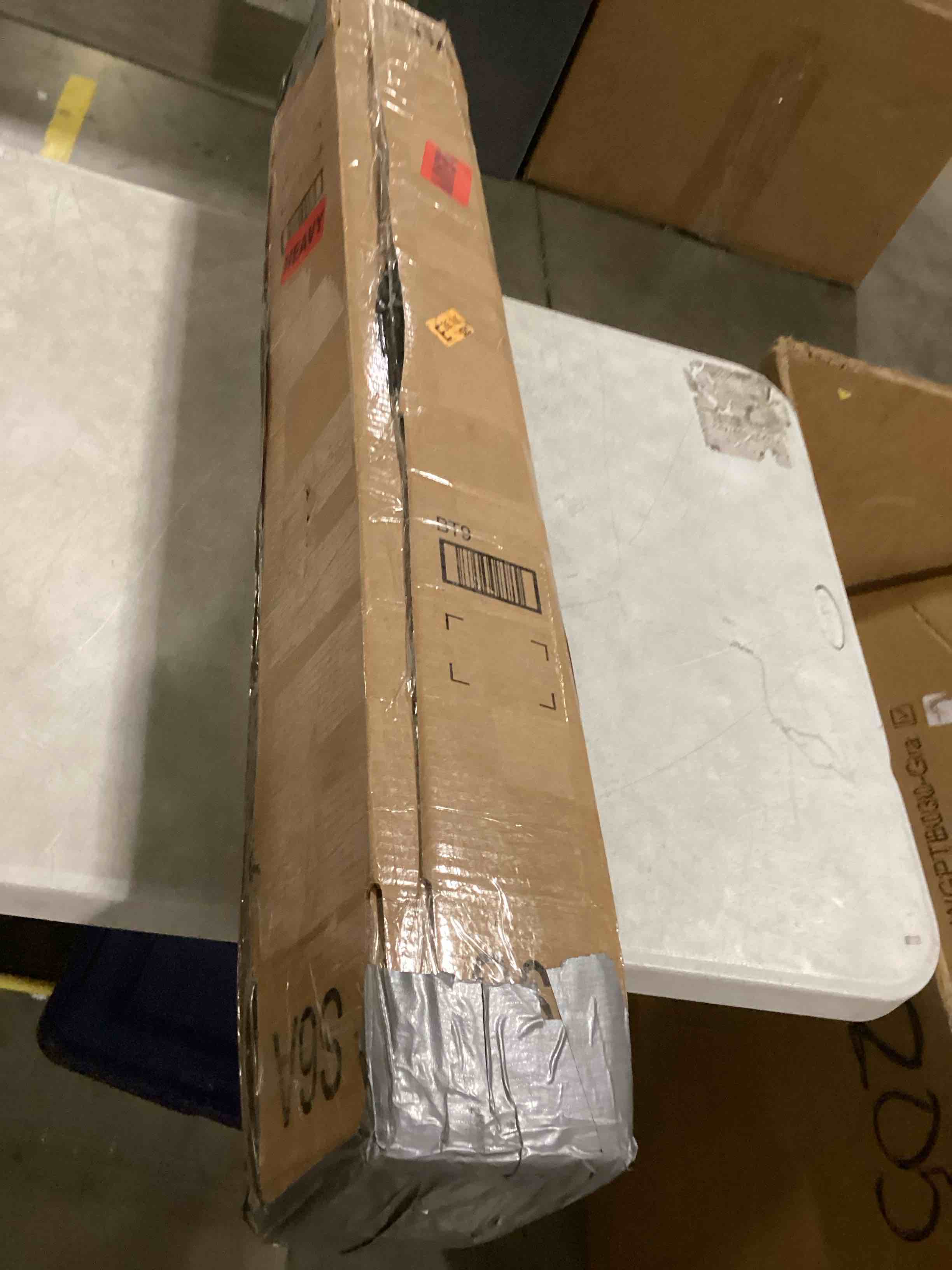 https://s3.amazonaws.com/lotting-images-prod/bidfta/GRN6708179_1736943392483.jpeg