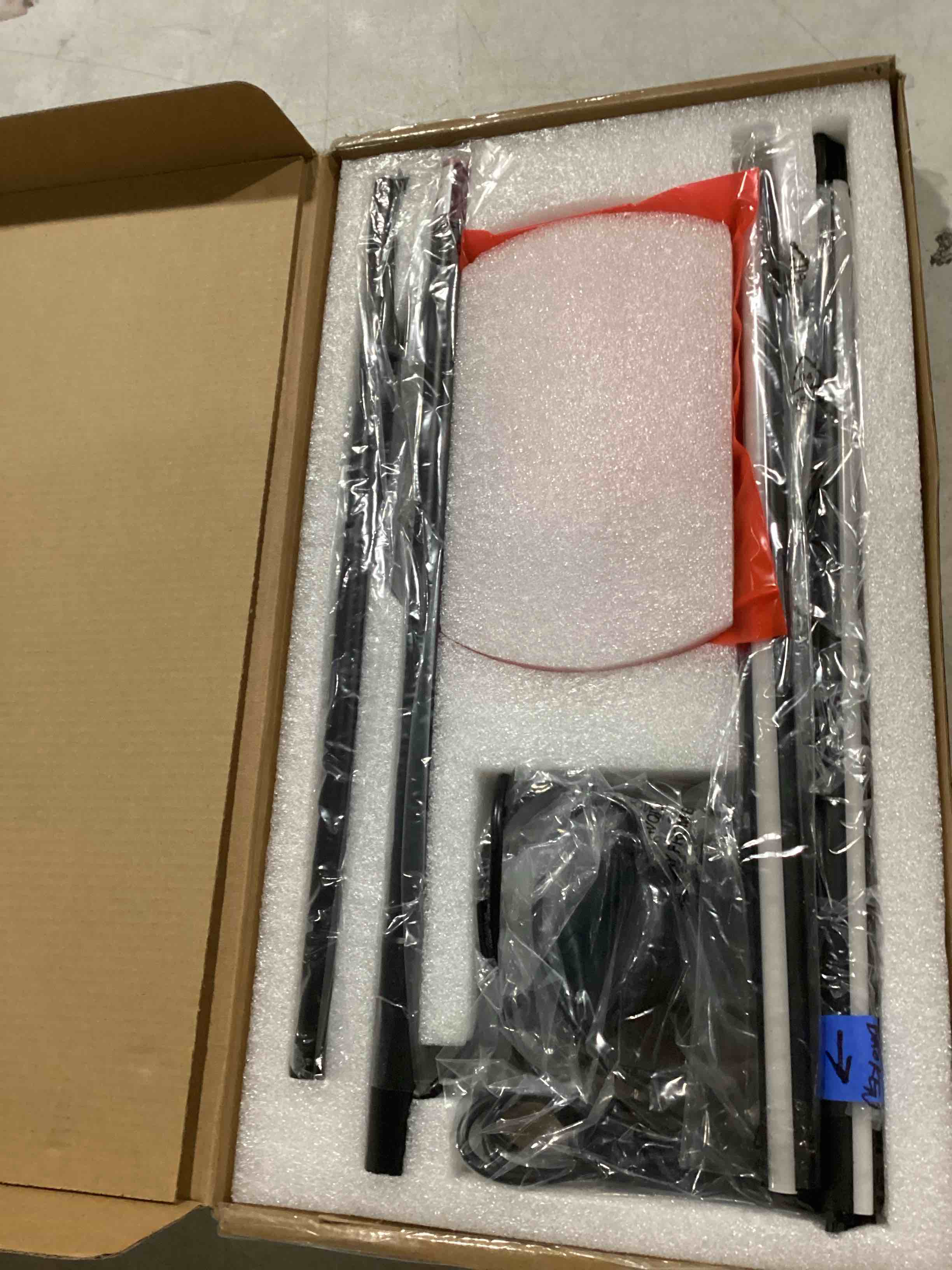 https://s3.amazonaws.com/lotting-images-prod/bidfta/GRN6708218_1736949582145.jpeg