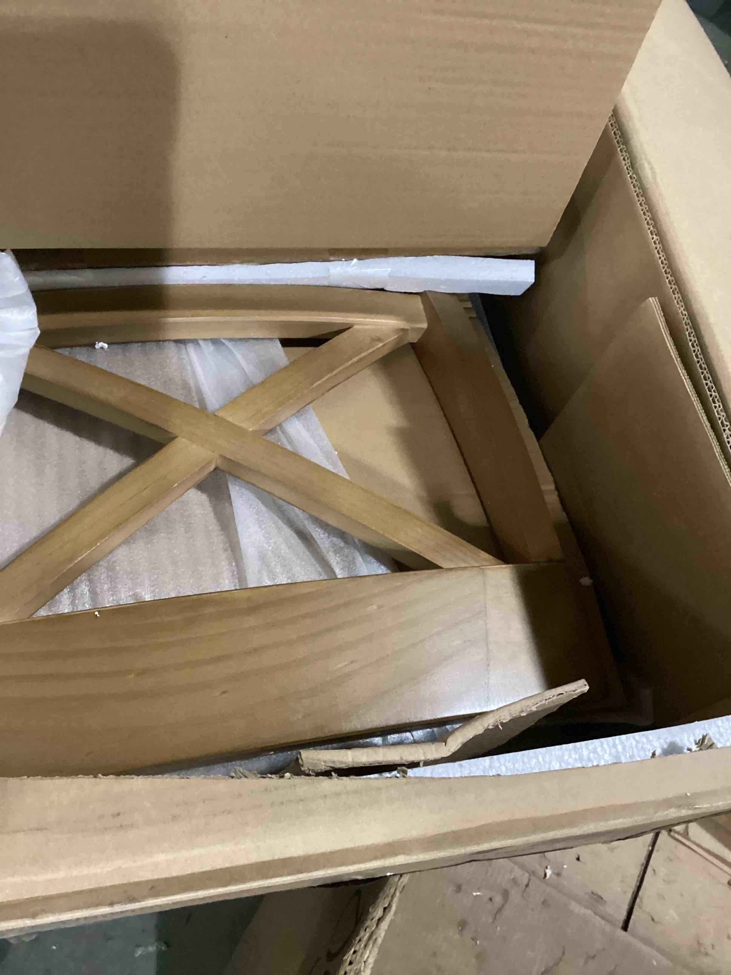 https://s3.amazonaws.com/lotting-images-prod/bidfta/GRN6708277_1736959595625.jpeg