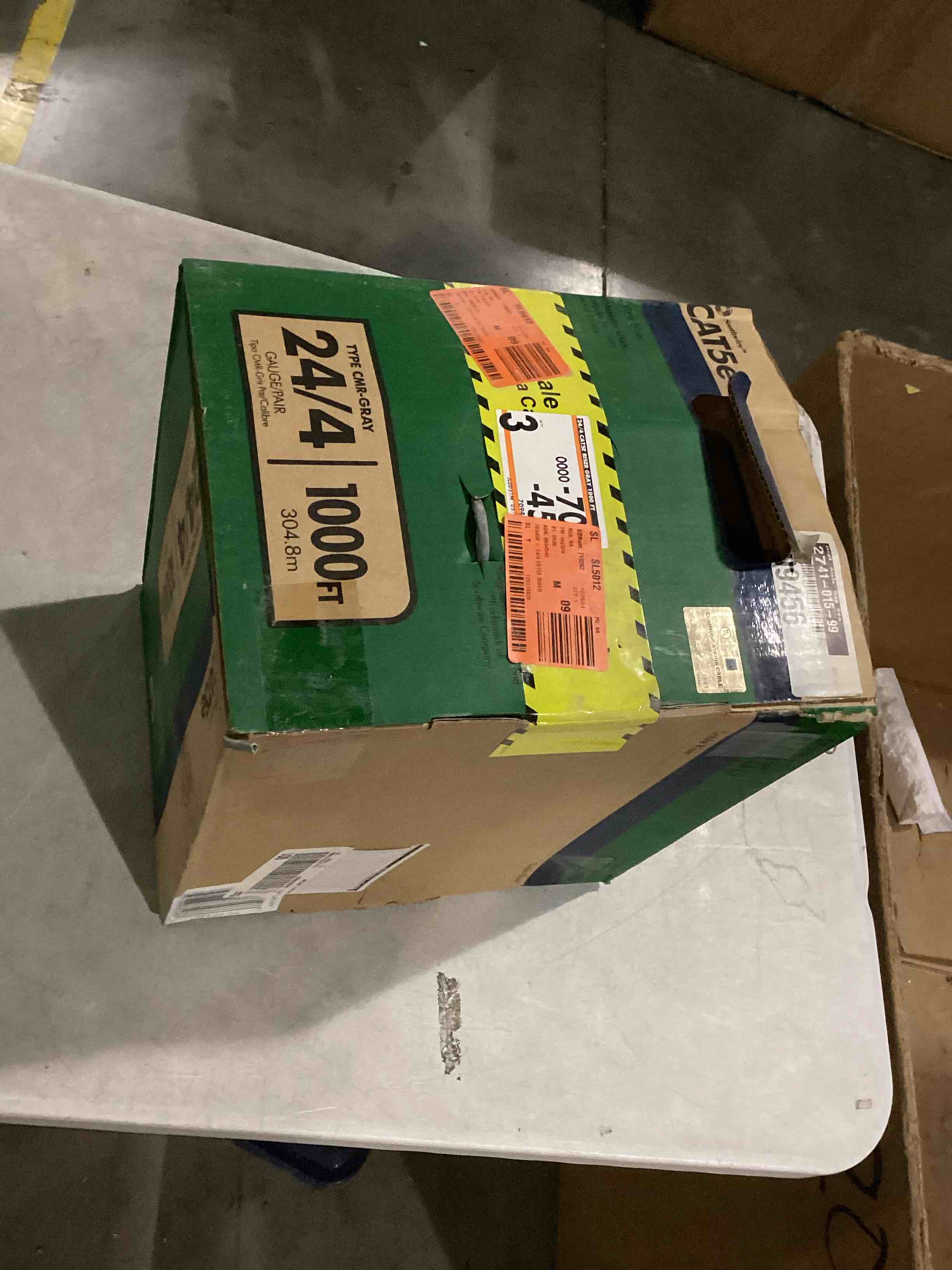 https://s3.amazonaws.com/lotting-images-prod/bidfta/GRN6708284_1736962498915.jpeg