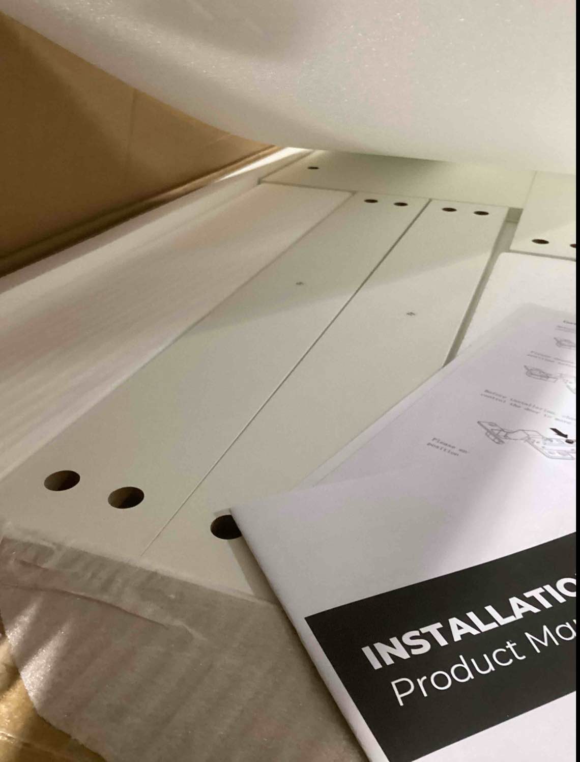 https://s3.amazonaws.com/lotting-images-prod/bidfta/GRN6708333_1737036155933.jpeg