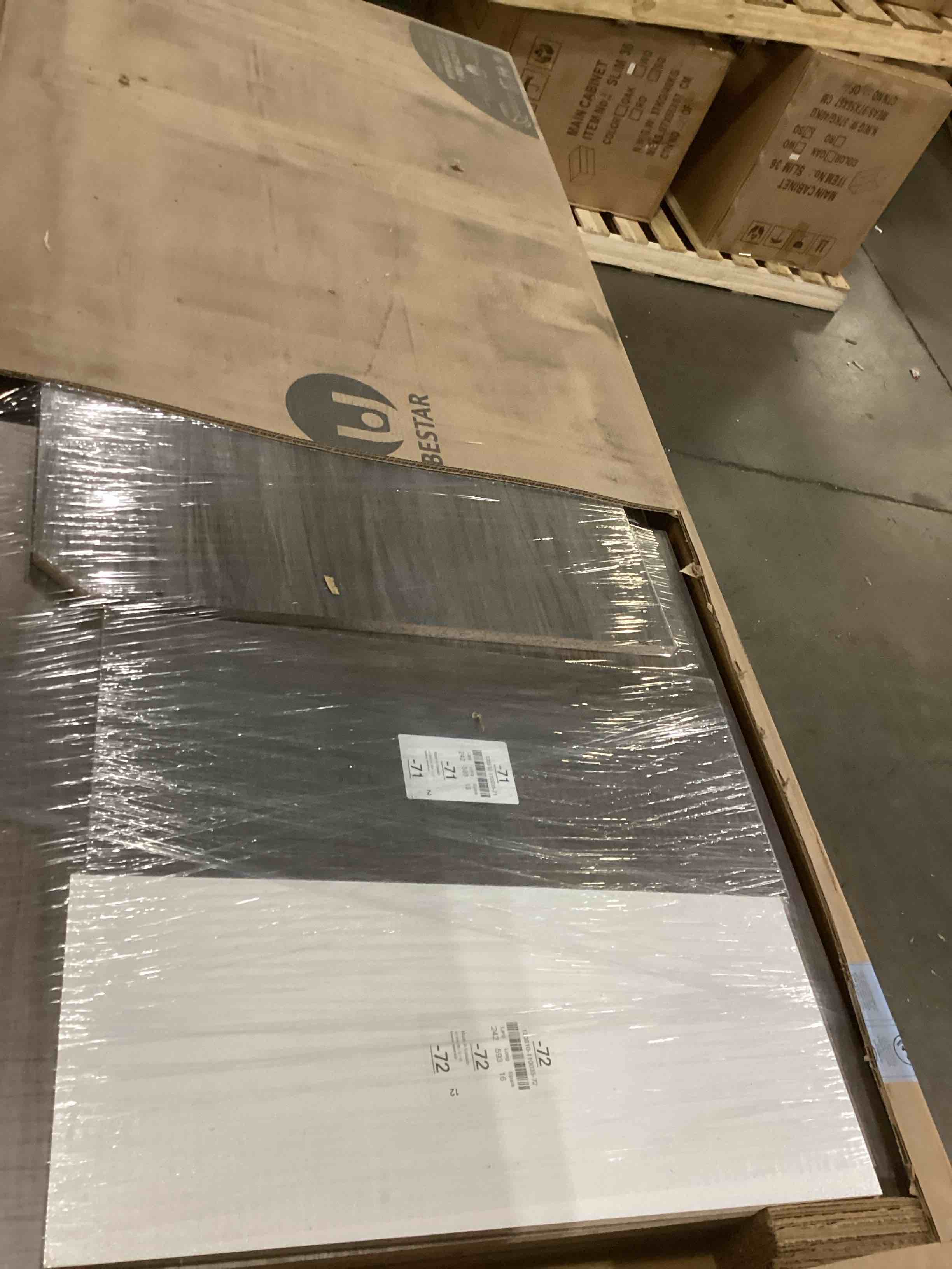 https://s3.amazonaws.com/lotting-images-prod/bidfta/GRN6708362_1737043020415.jpeg