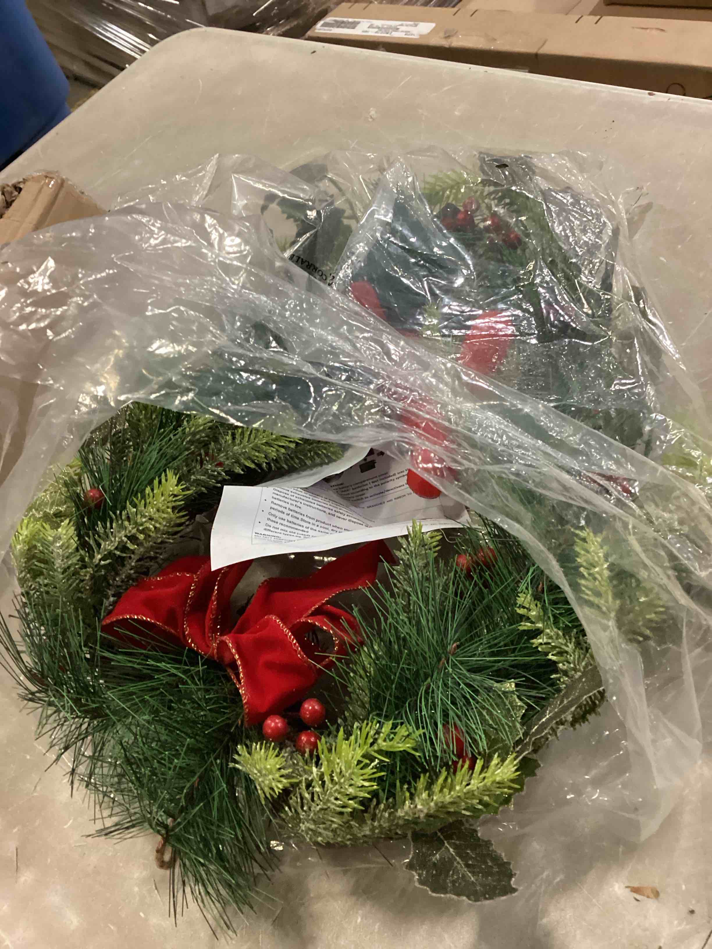 LED Lighted Heart Shaped Cardinal and Berries