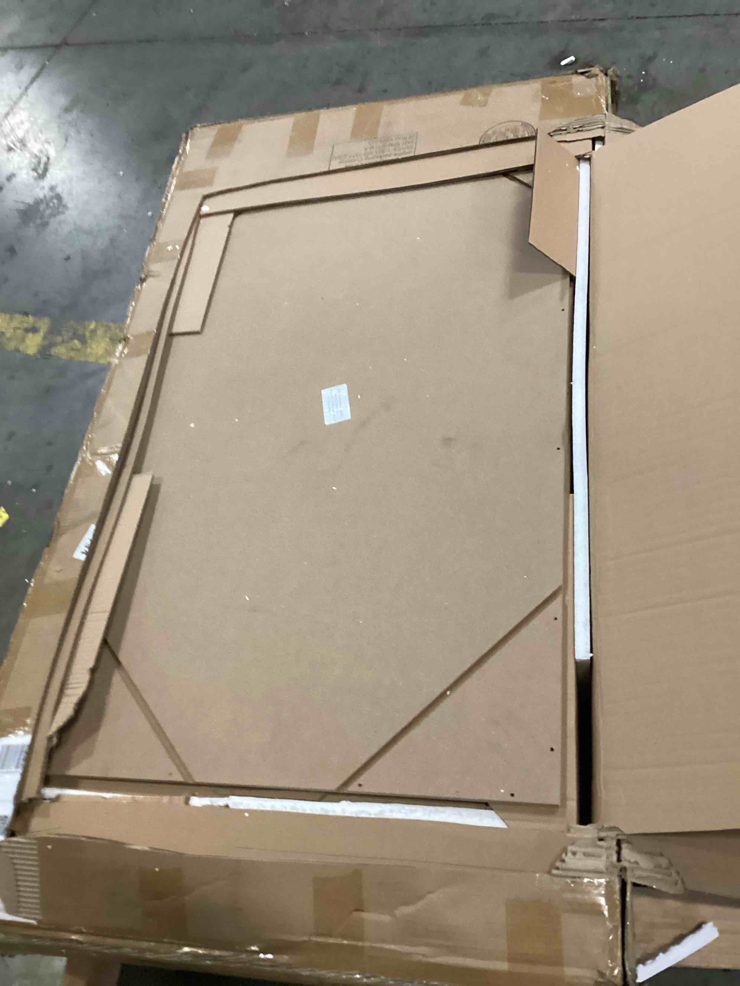 https://s3.amazonaws.com/lotting-images-prod/bidfta/GRN6709258_1735652858526.jpeg