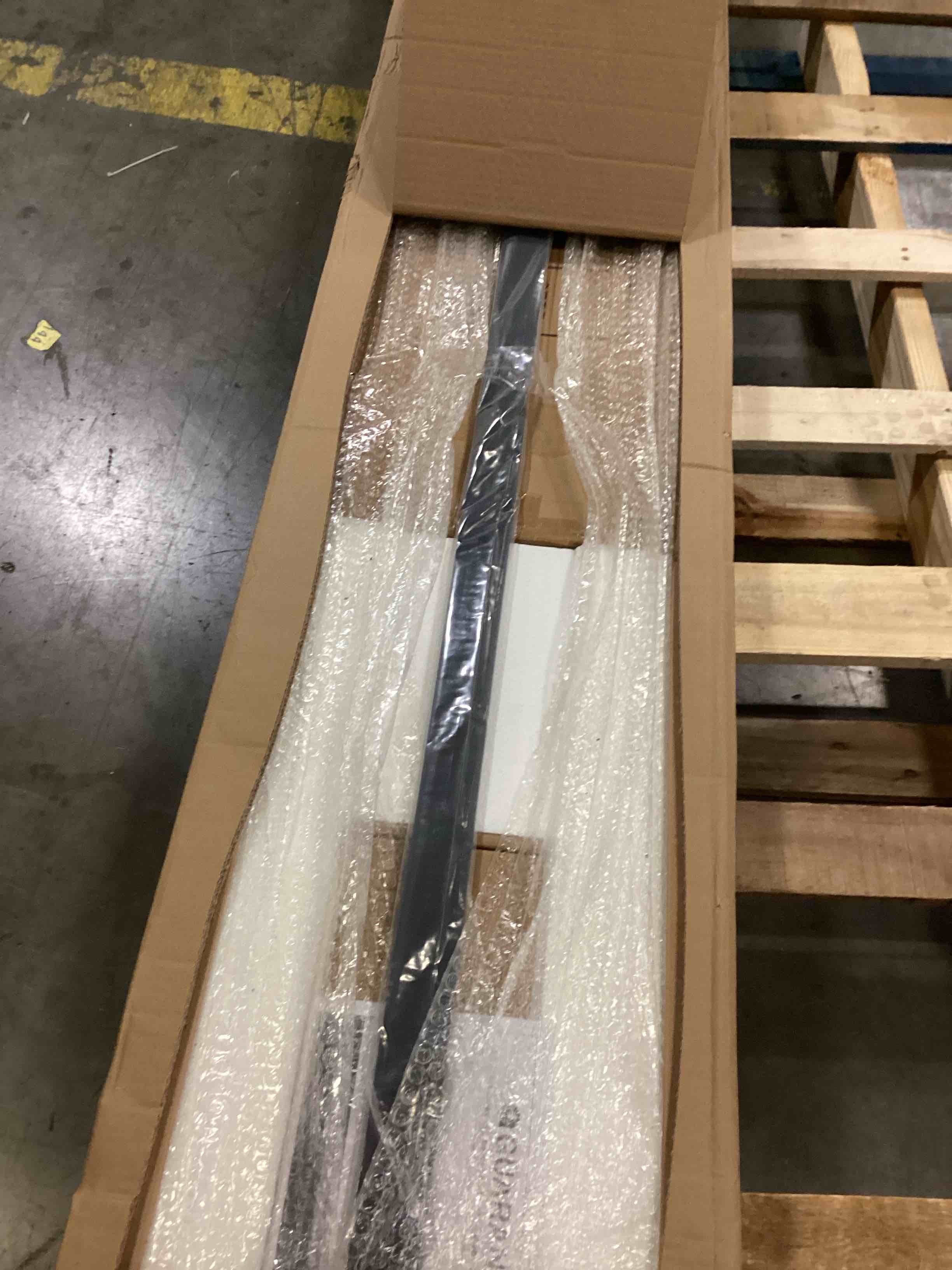 https://s3.amazonaws.com/lotting-images-prod/bidfta/GRN6709619_1736274562274.jpeg