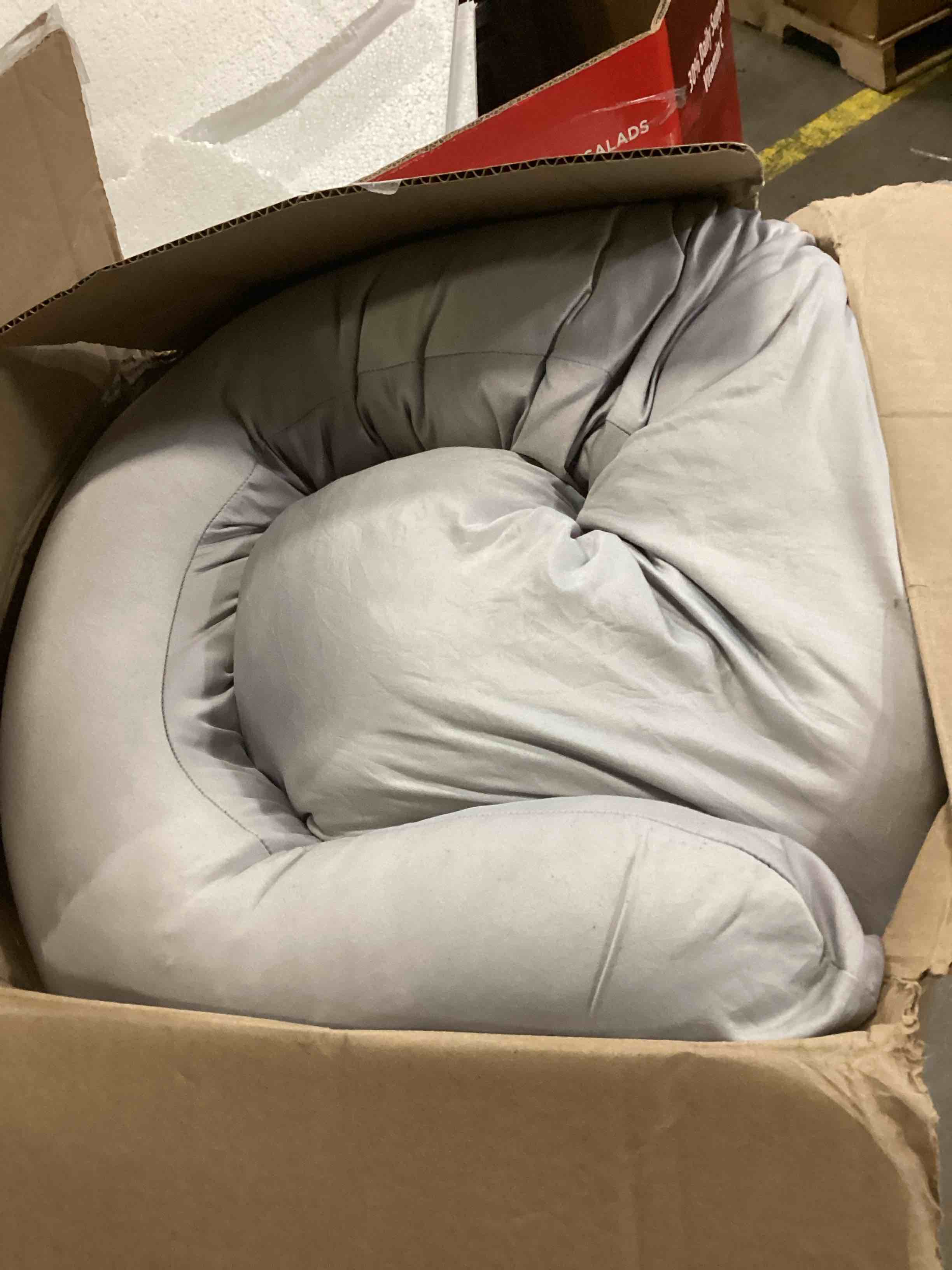 https://s3.amazonaws.com/lotting-images-prod/bidfta/GRN6709732_1736430720331.jpeg