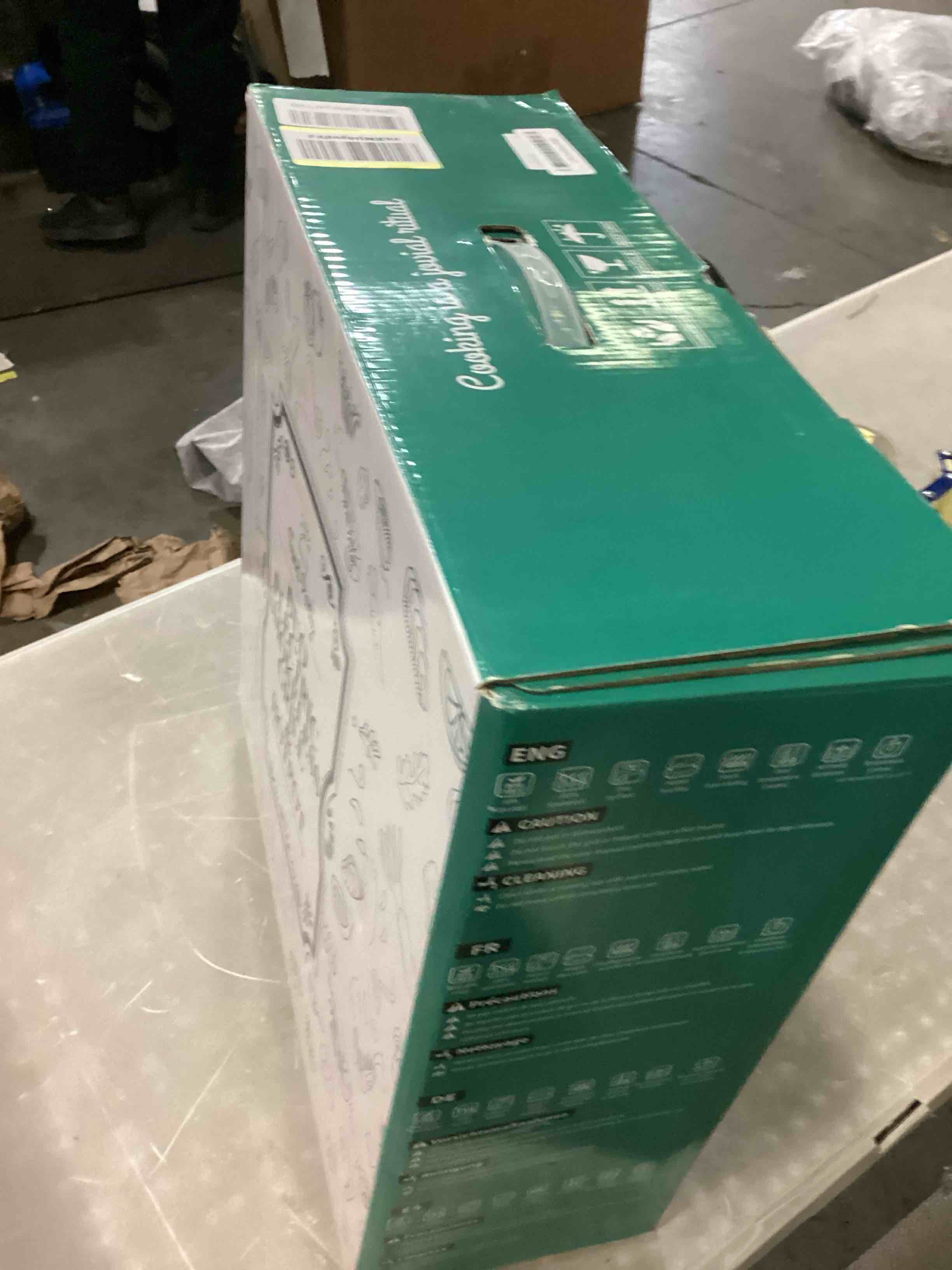 https://s3.amazonaws.com/lotting-images-prod/bidfta/GRN6709777_1736445053375.jpeg