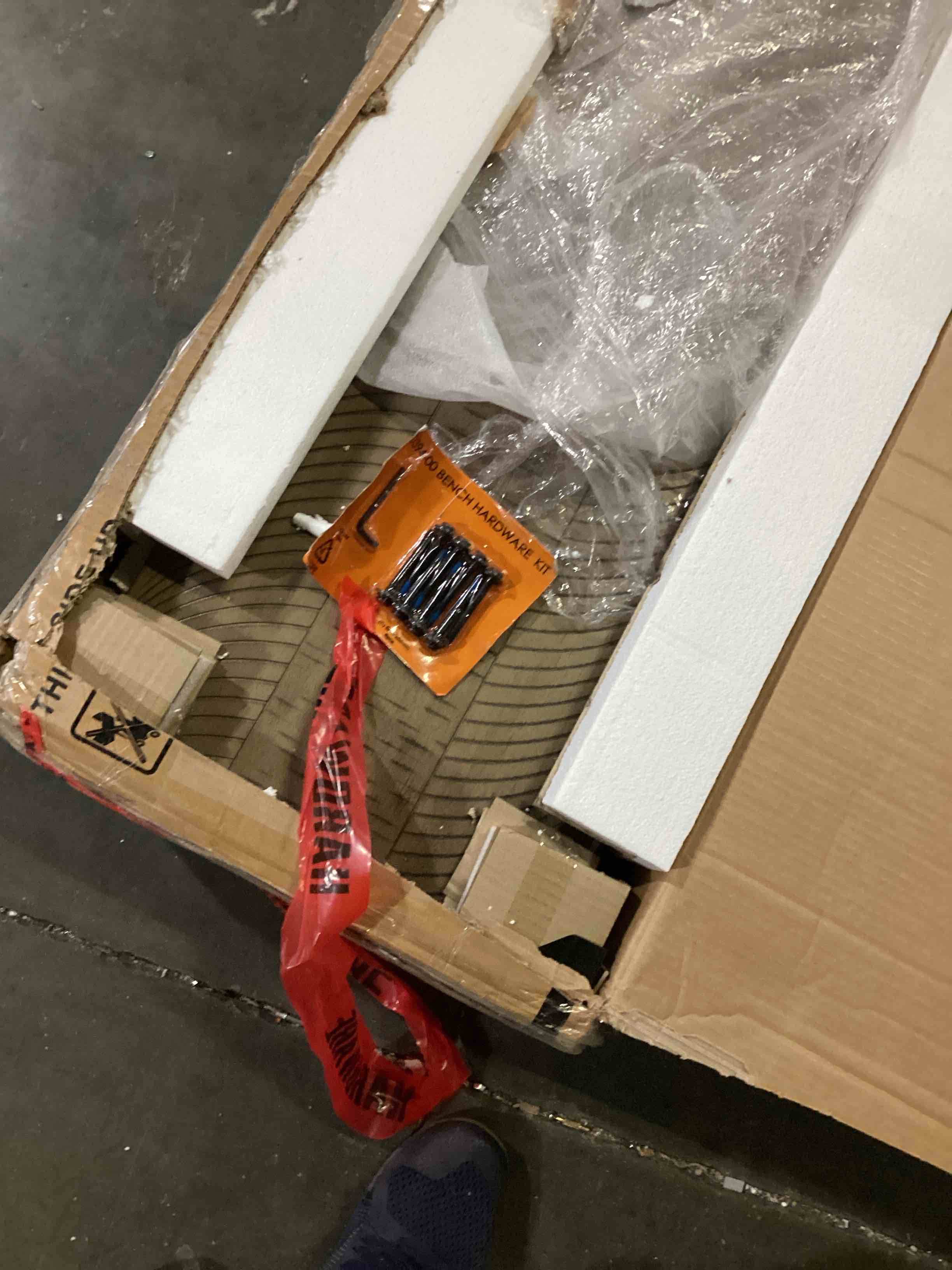 https://s3.amazonaws.com/lotting-images-prod/bidfta/GRN6710053_1734005518477.jpeg