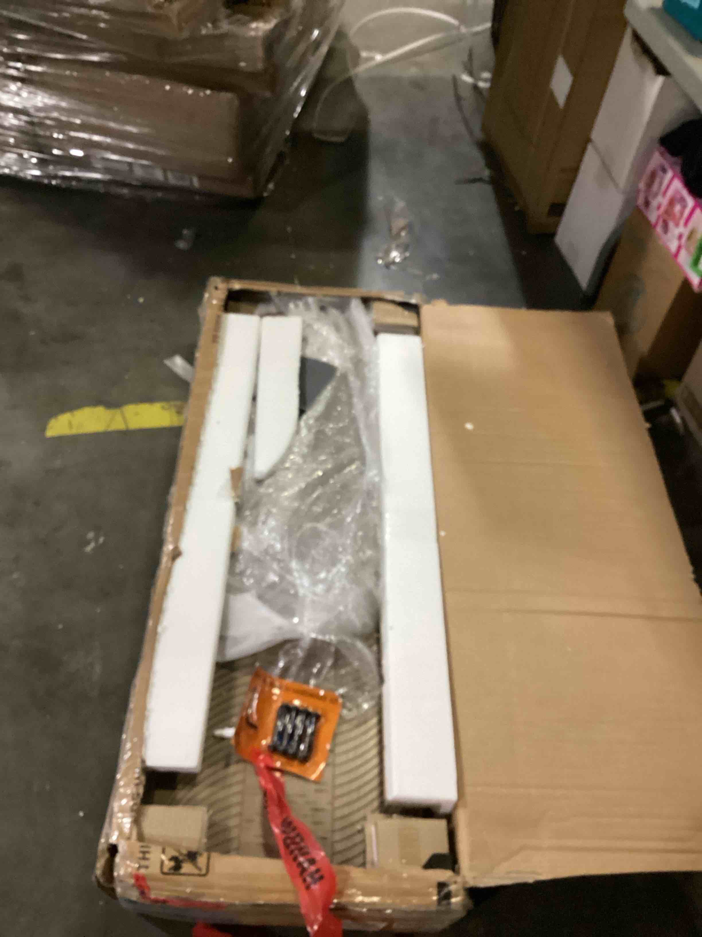 https://s3.amazonaws.com/lotting-images-prod/bidfta/GRN6710053_1734005521437.jpeg