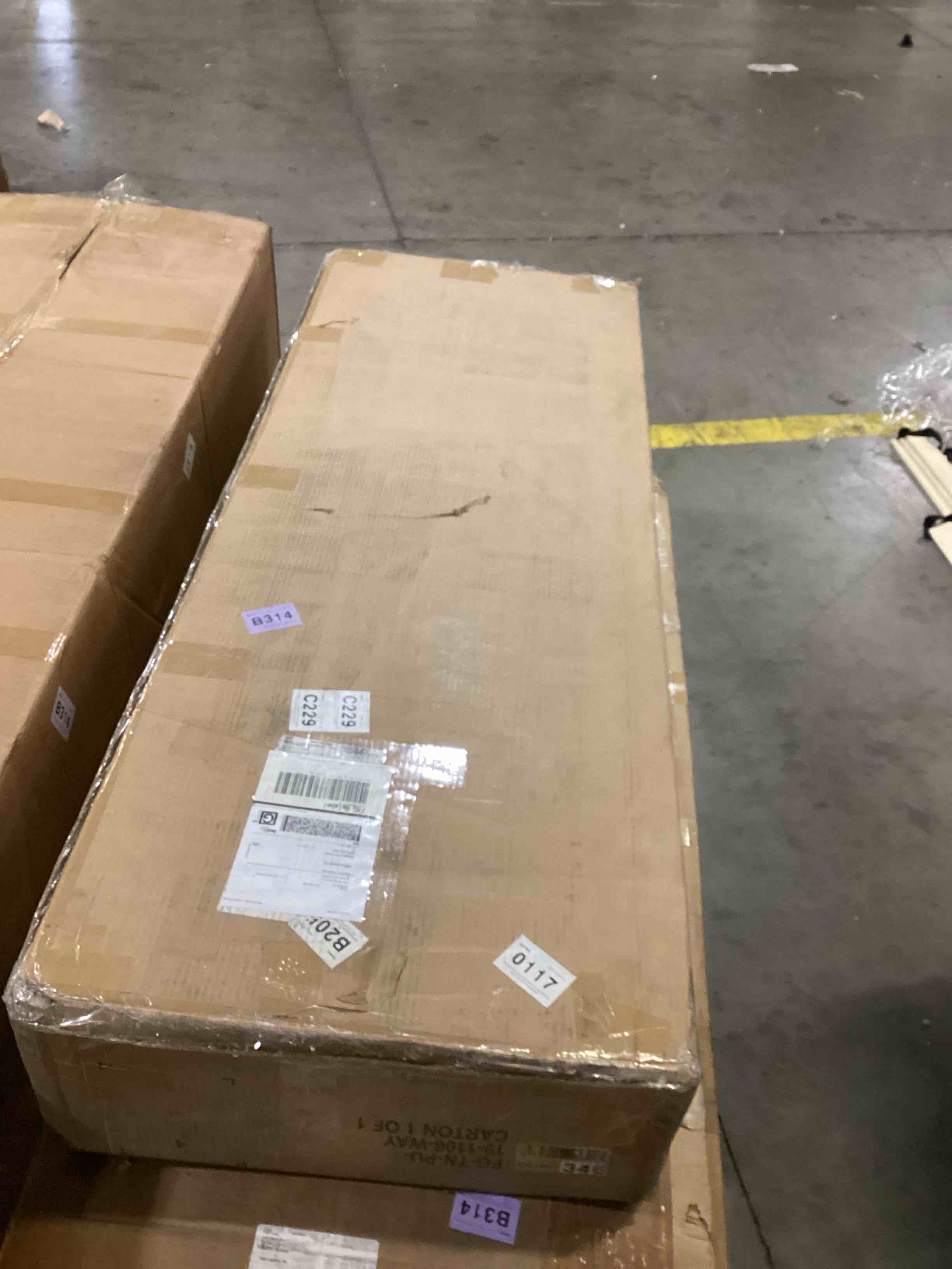 https://s3.amazonaws.com/lotting-images-prod/bidfta/GRN6710679_1734719223899.jpeg