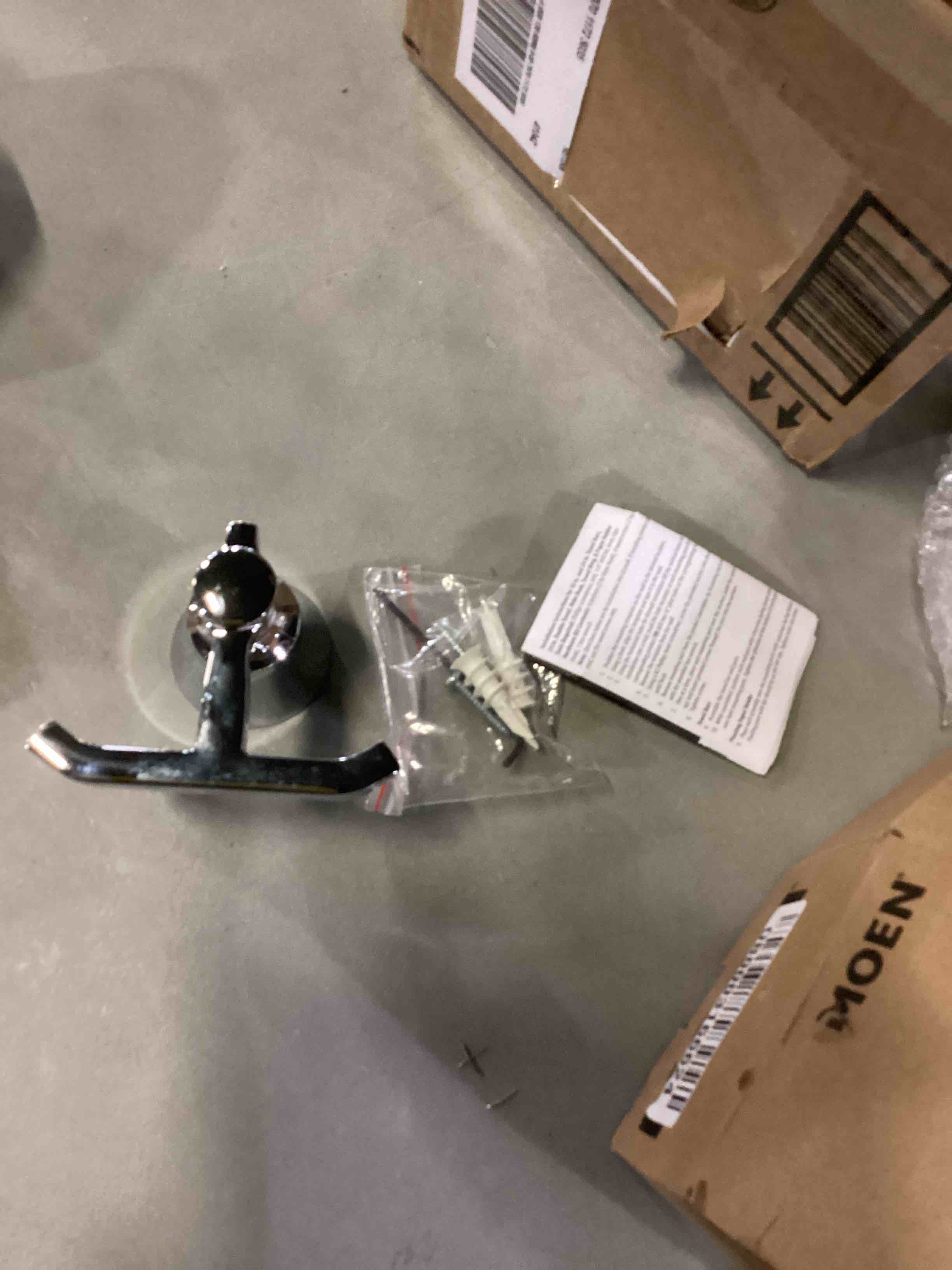https://s3.amazonaws.com/lotting-images-prod/bidfta/GRN6710762_1734981721889.jpeg