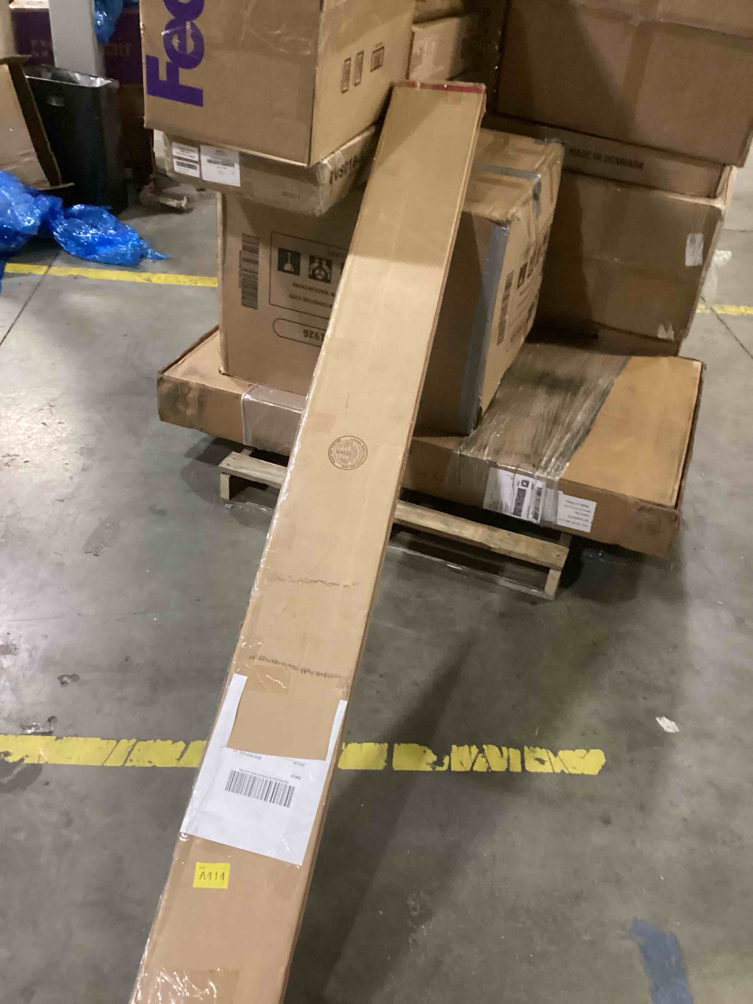 https://s3.amazonaws.com/lotting-images-prod/bidfta/GRN6711422_1736340322277.jpeg