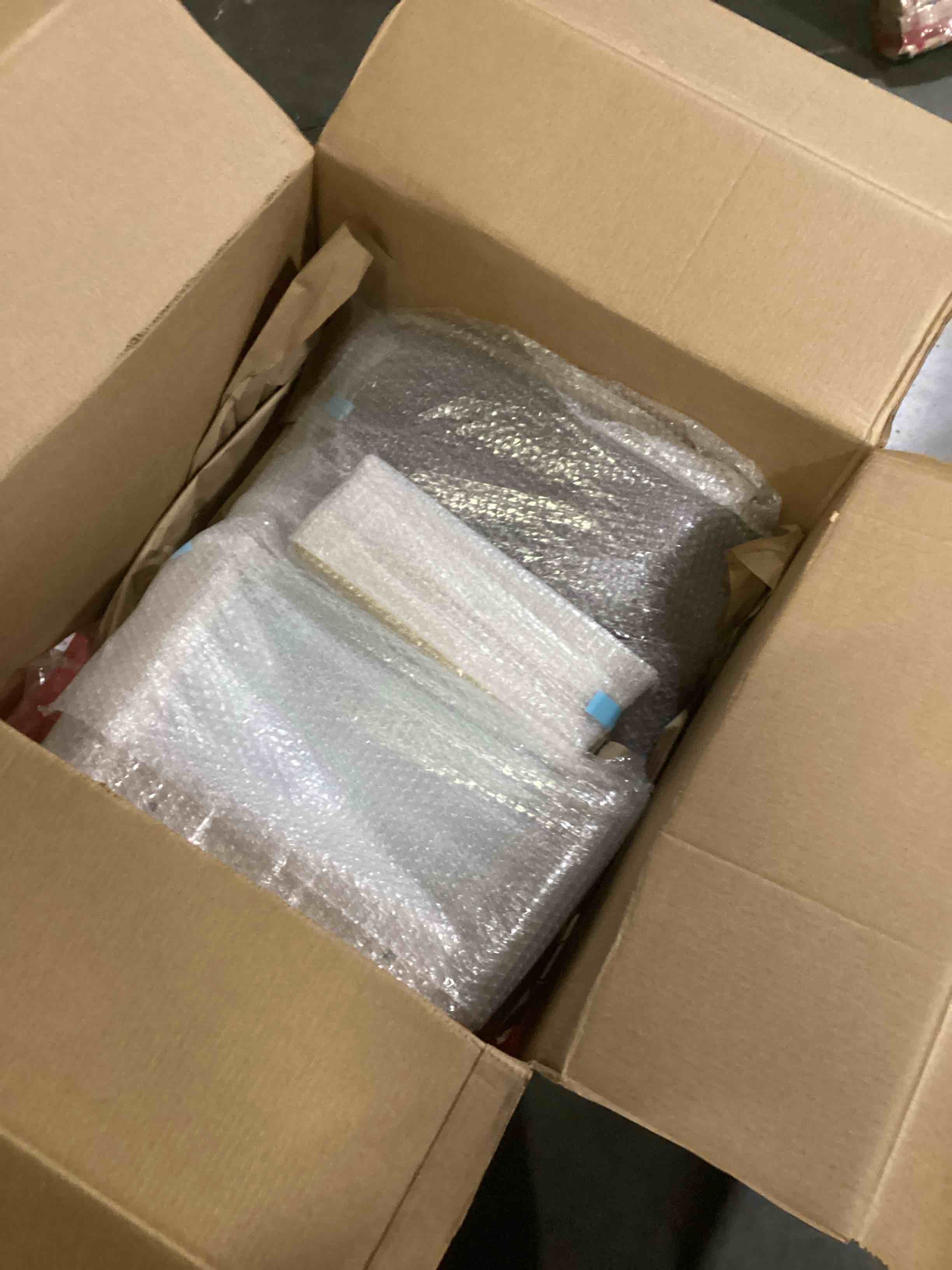 https://s3.amazonaws.com/lotting-images-prod/bidfta/GRN6711423_1736340703218.jpeg