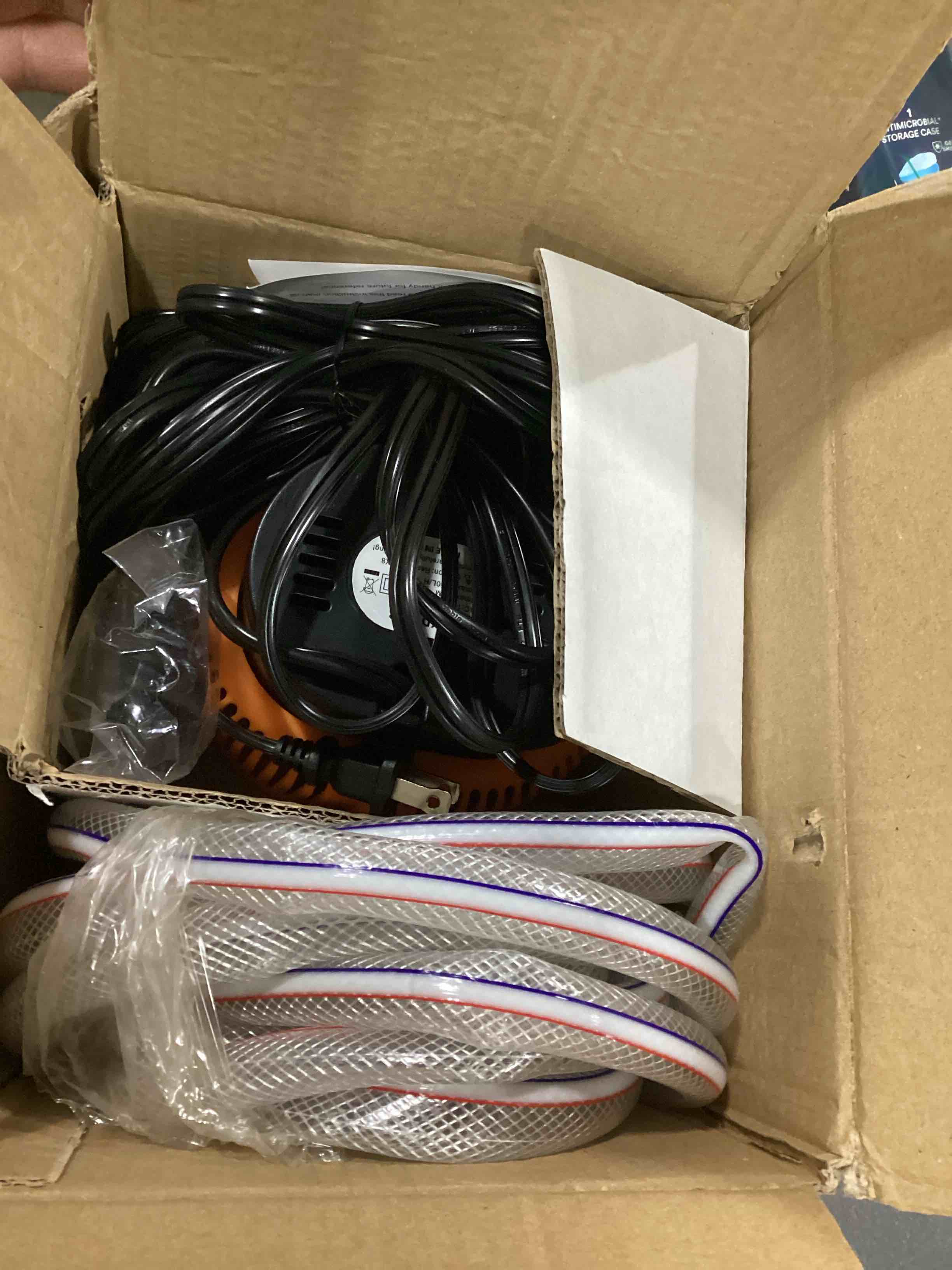 https://s3.amazonaws.com/lotting-images-prod/bidfta/GRN6711506_1733400922706.jpeg