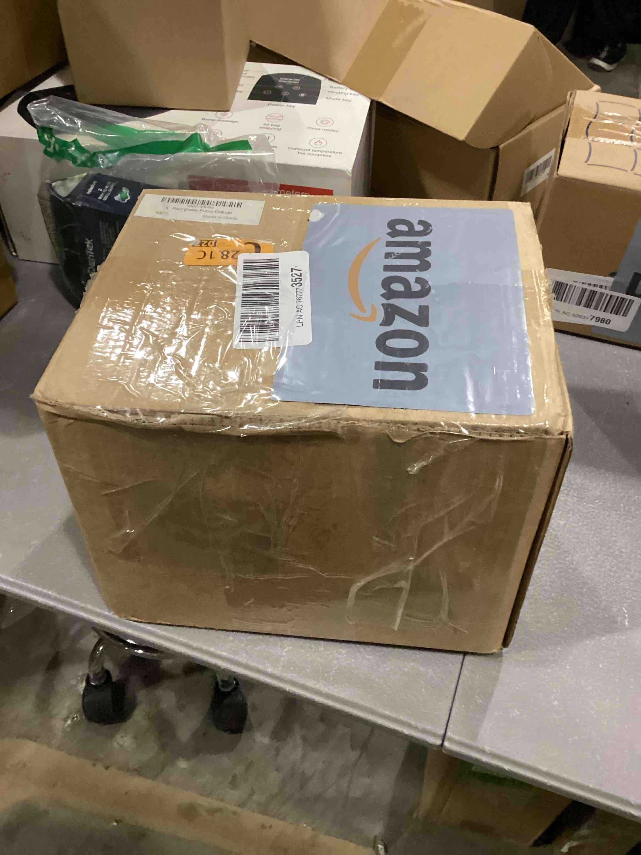 https://s3.amazonaws.com/lotting-images-prod/bidfta/GRN6711506_1733400954927.jpeg