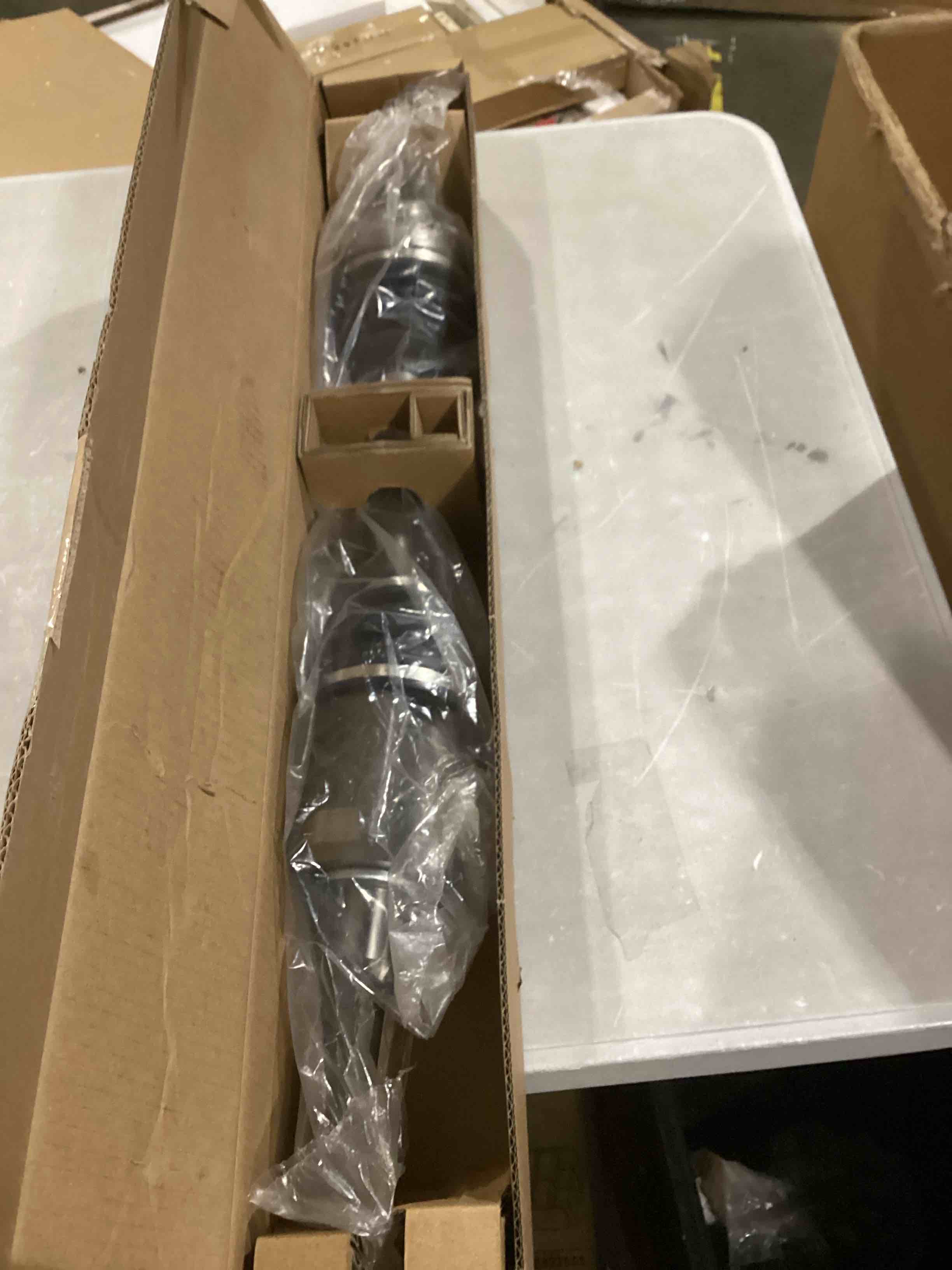 https://s3.amazonaws.com/lotting-images-prod/bidfta/GRN6712978_1733935418236.jpeg