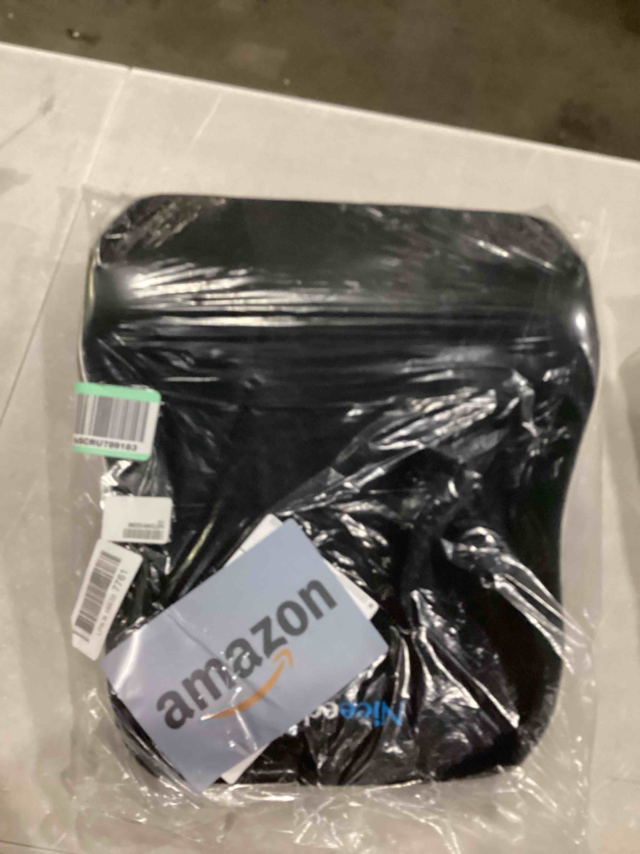 https://s3.amazonaws.com/lotting-images-prod/bidfta/GRN6713039_1734007227053.jpeg
