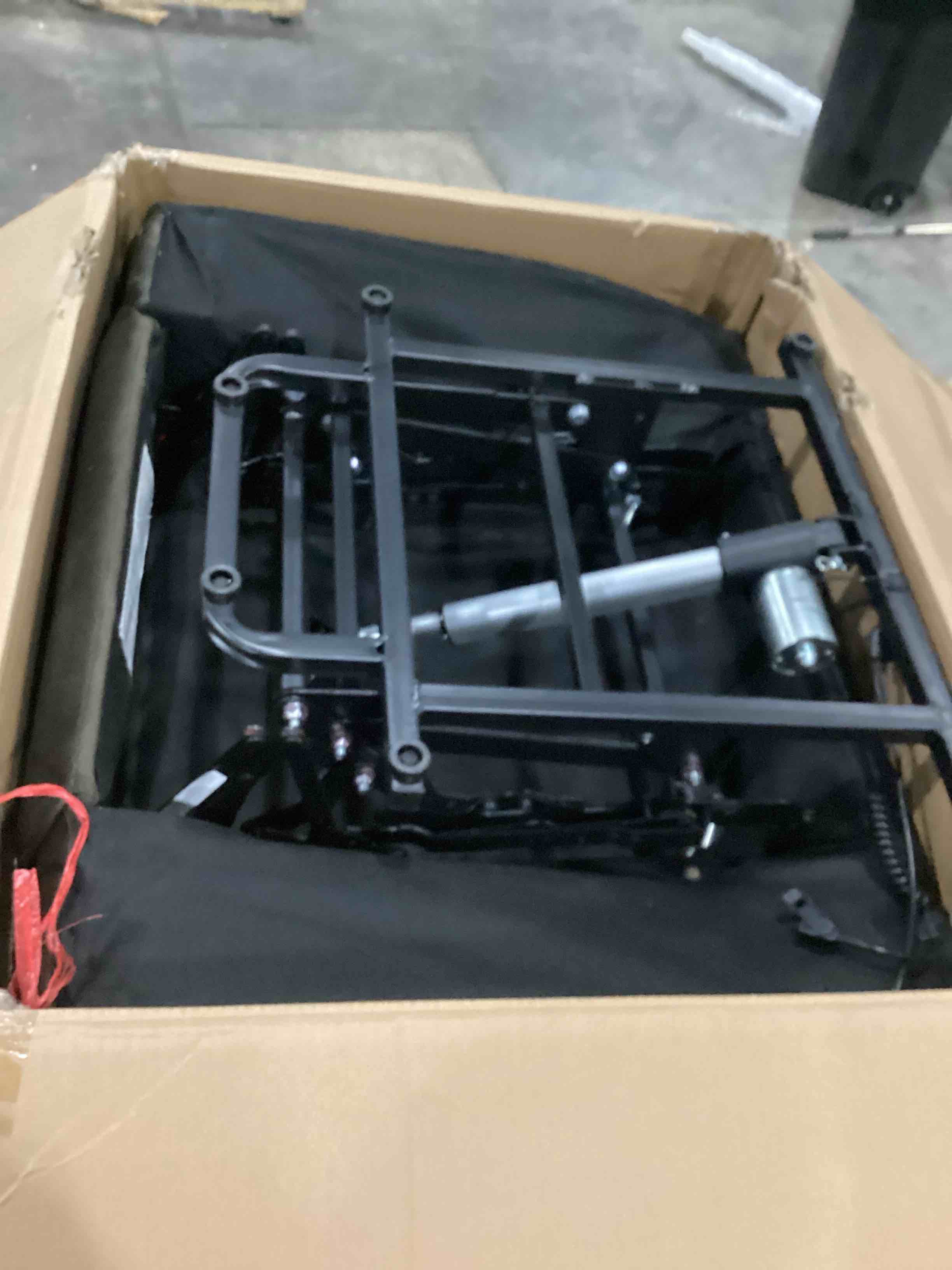 https://s3.amazonaws.com/lotting-images-prod/bidfta/GRN6713791_1734725507230.jpeg