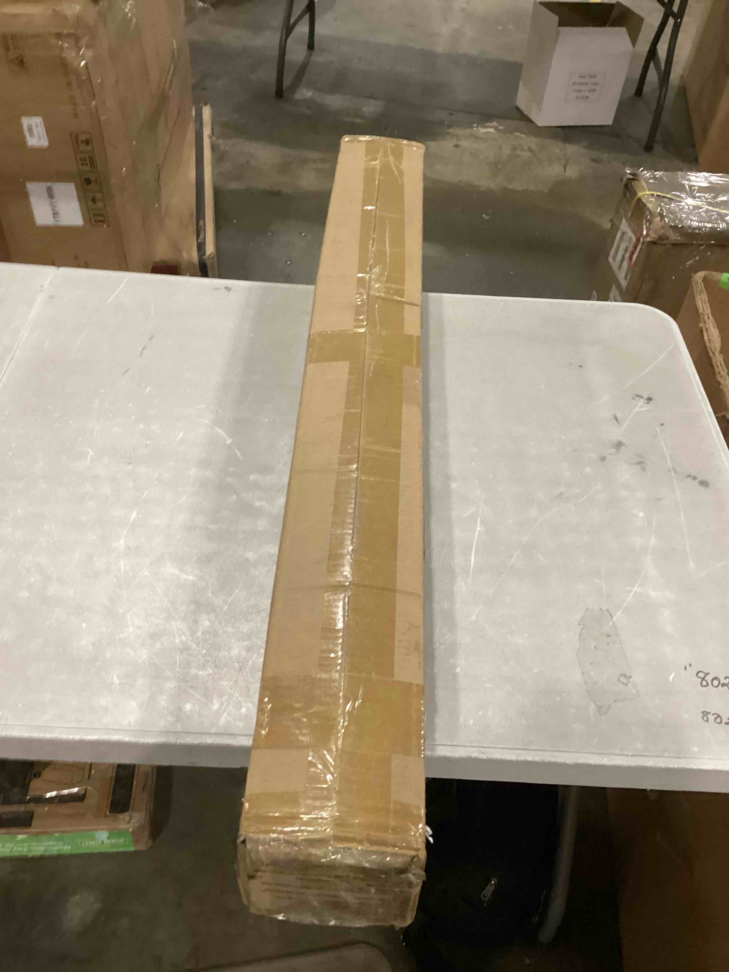 https://s3.amazonaws.com/lotting-images-prod/bidfta/GRN6714098_1735647915855.jpeg