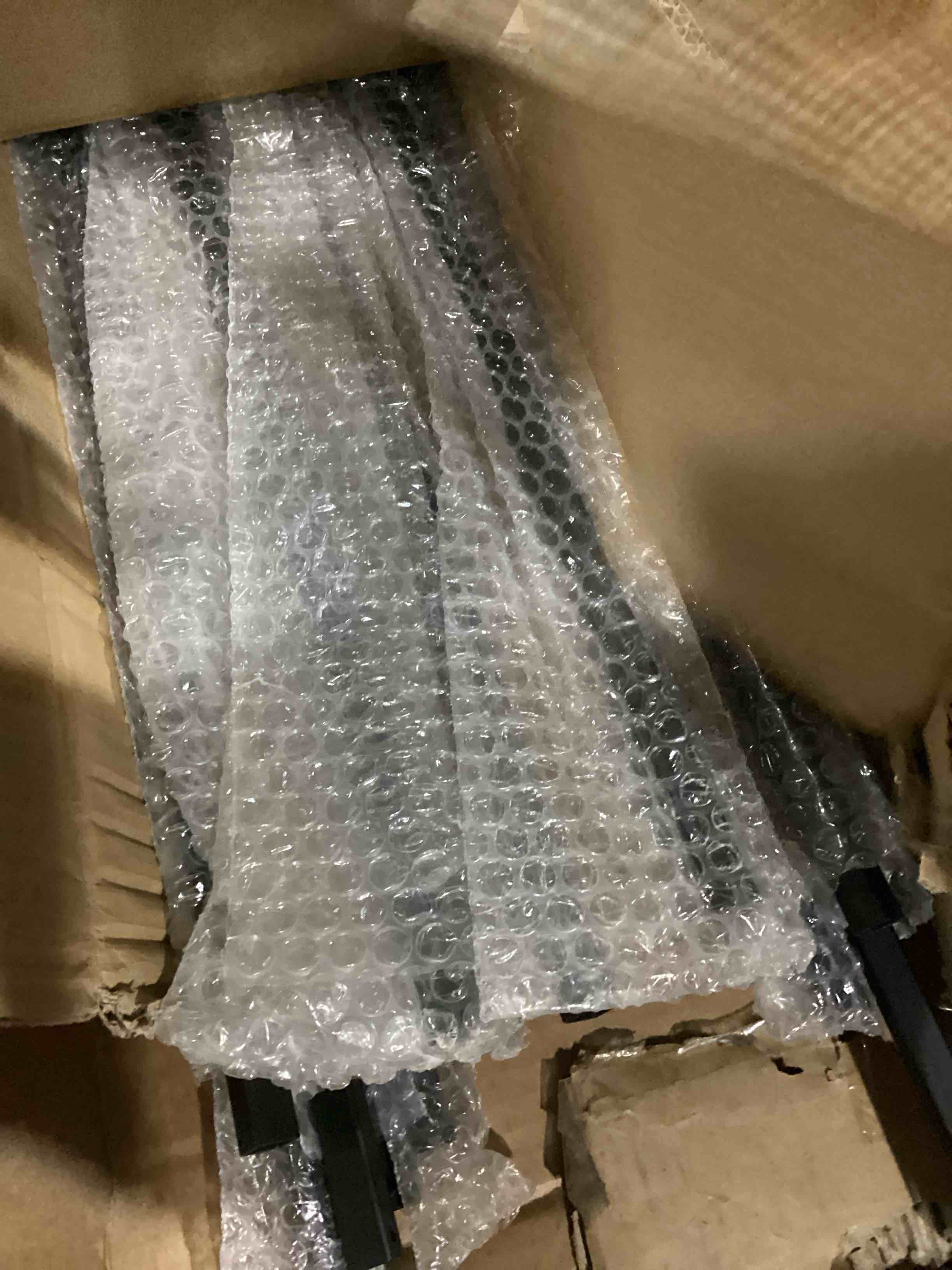 https://s3.amazonaws.com/lotting-images-prod/bidfta/GRN6714310_1735914420947.jpeg