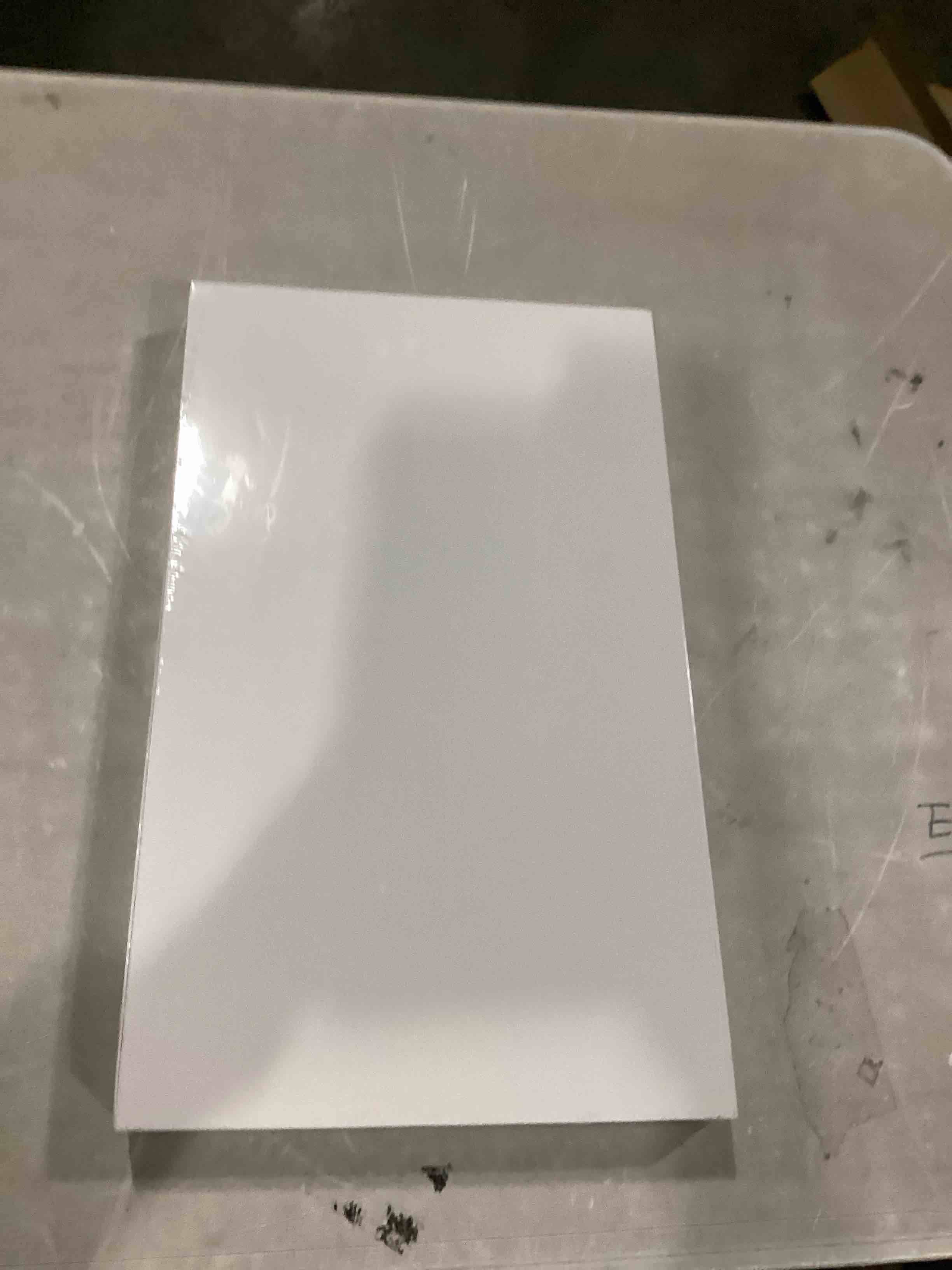 https://s3.amazonaws.com/lotting-images-prod/bidfta/GRN6714340_1735923173083.jpeg