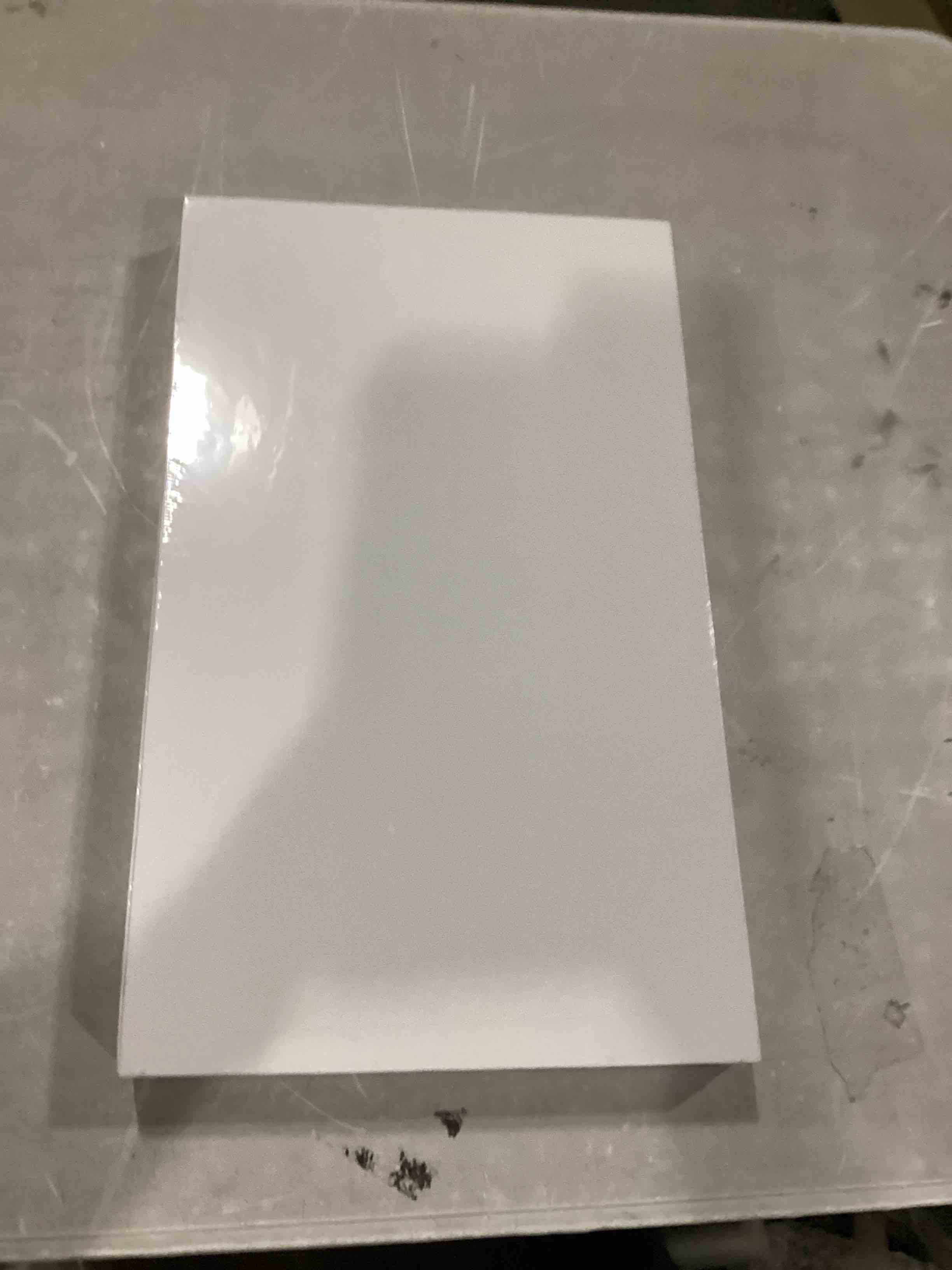 https://s3.amazonaws.com/lotting-images-prod/bidfta/GRN6714340_1735923173743.jpeg